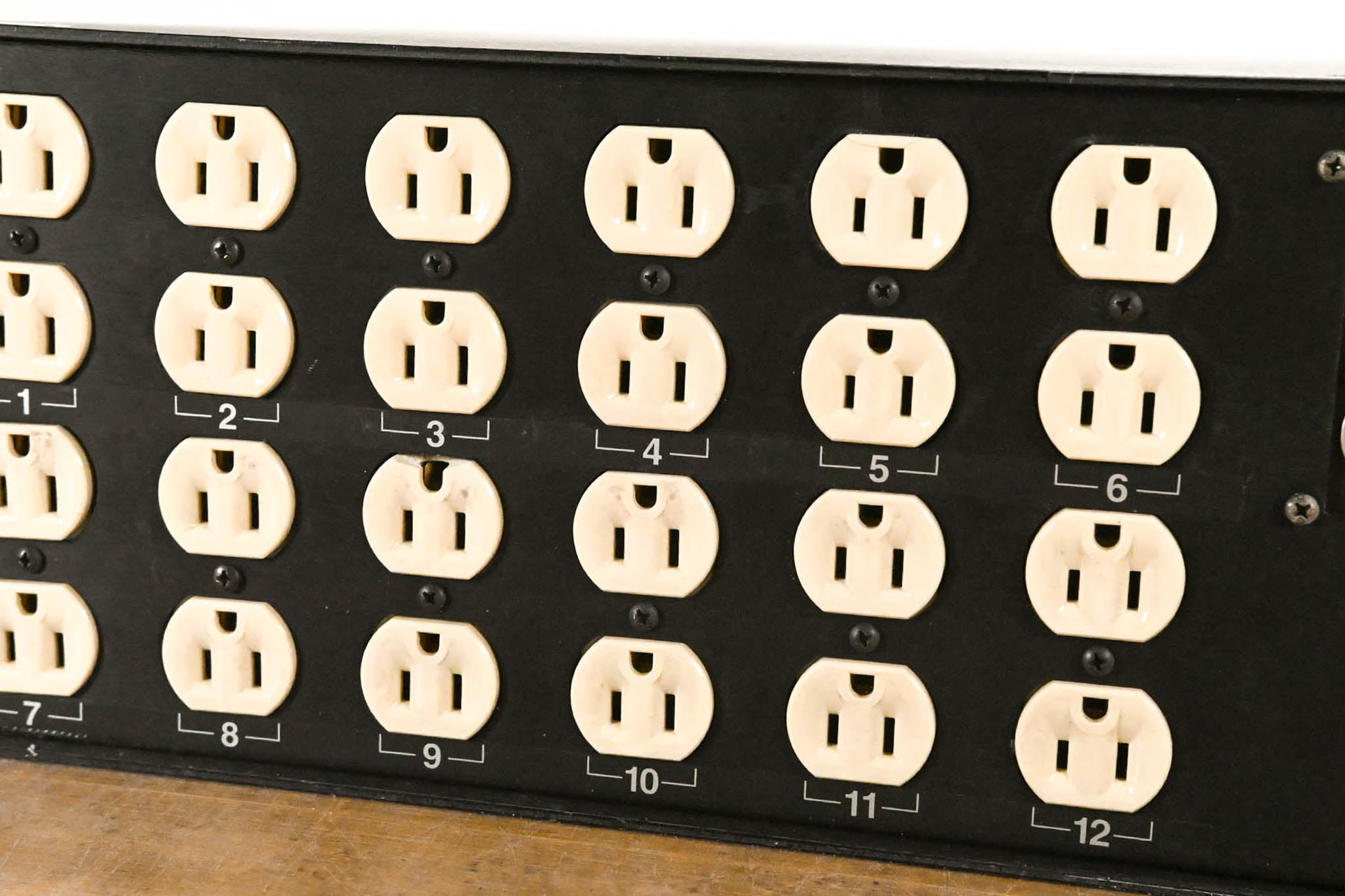 Leprecon MX-2400 24-Channel Lighting Dimmer Rack (NO POWER SUPPLY)