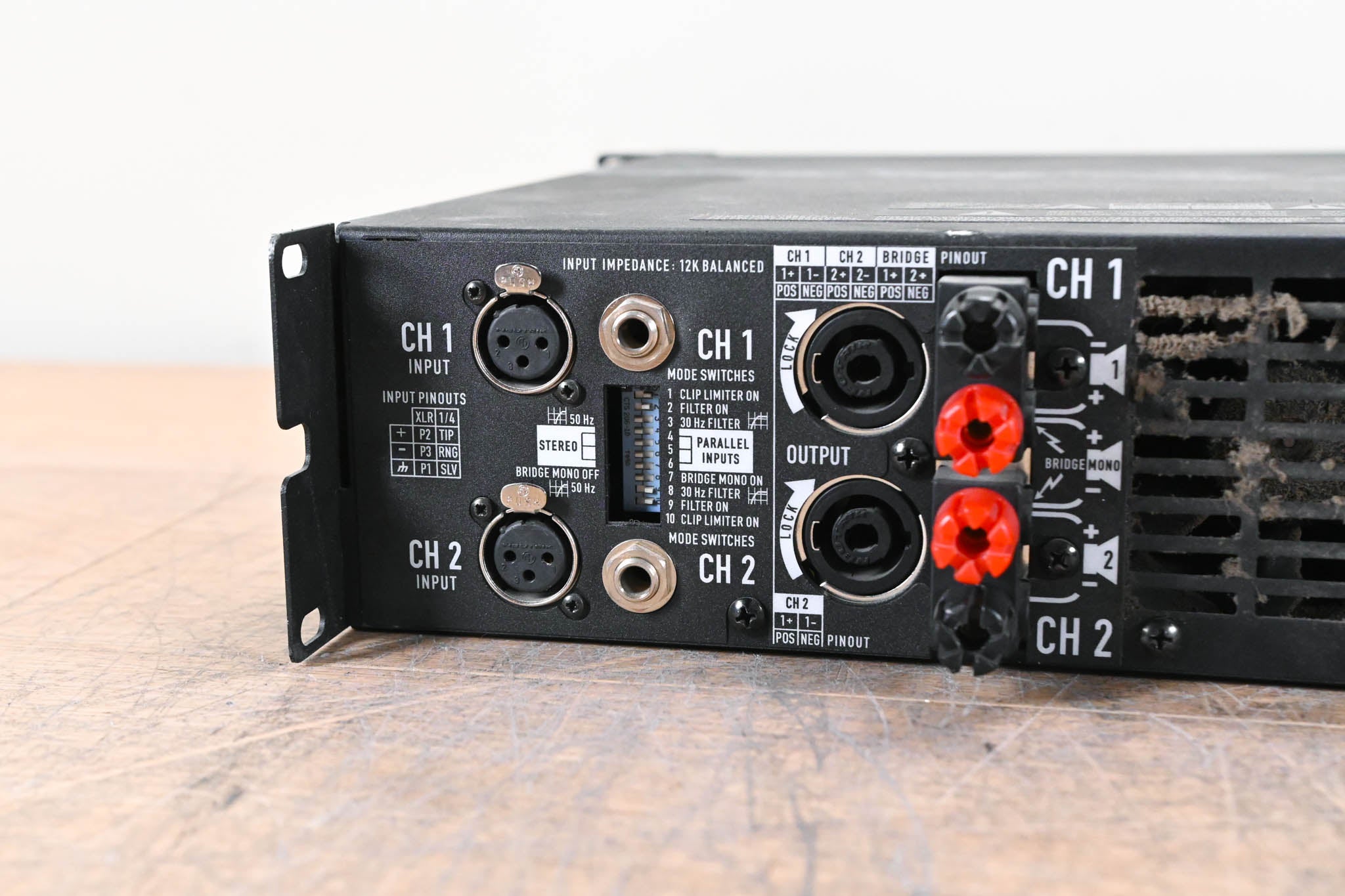 QSC PLX3002 2-Channel Power Amplifier