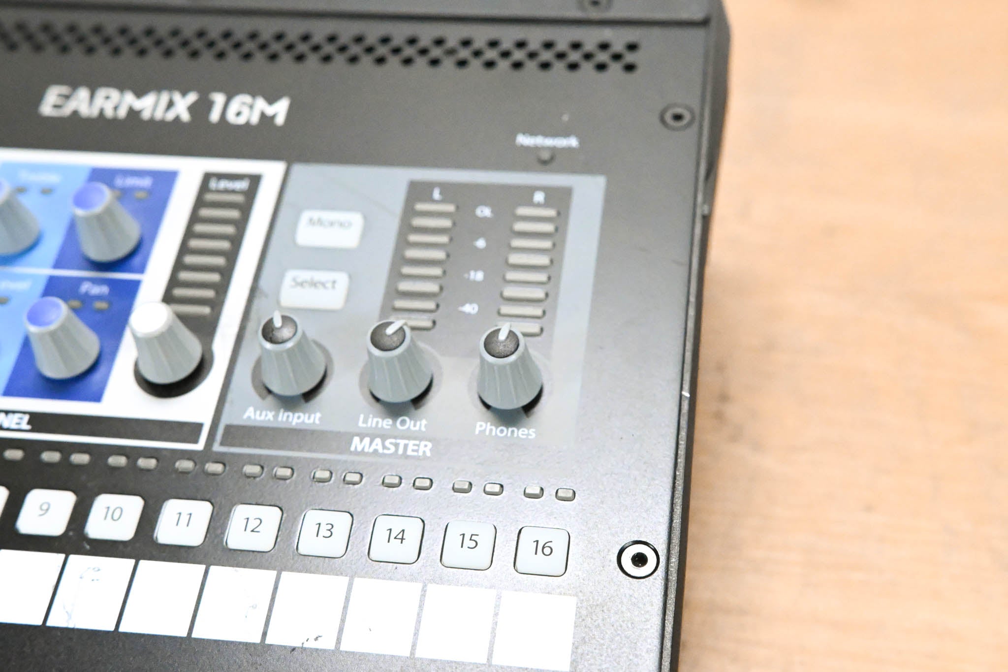 PreSonus EarMix 16M 16-Channel AVB Personal Monitor Mixer