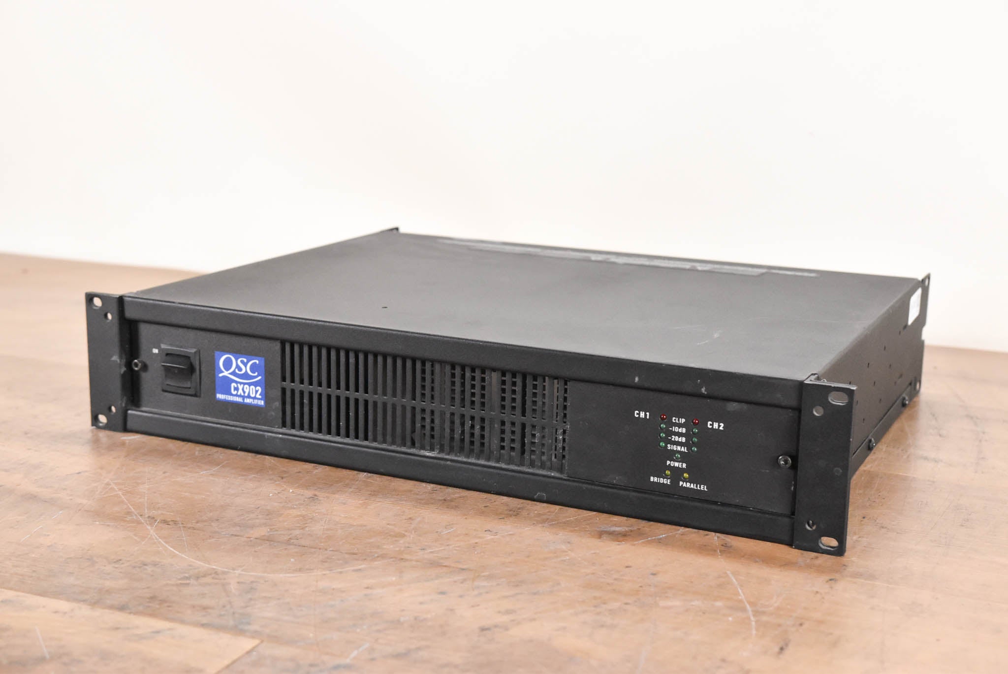 QSC CX902 2-Channel Power Amplifier