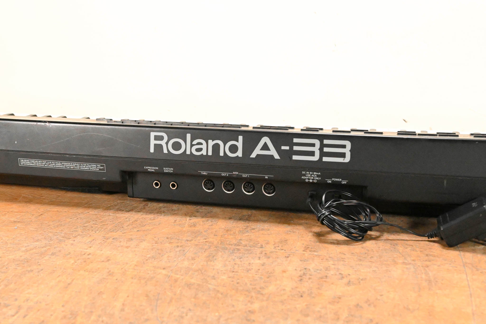 新品同様 Roland A-33 76鍵 MIDIキーボードコントローラー Roland A-33 76-Key MIDI Keyboard Controller CG01MCC