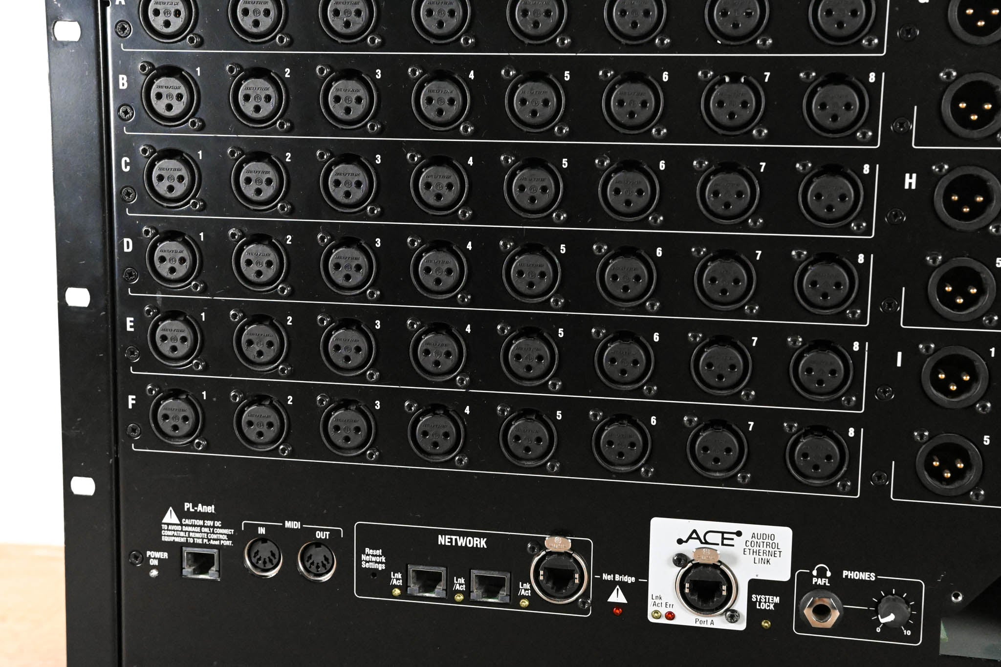 Allen & Heath iDR-48 48-In, 24-Out Audio Stage Box