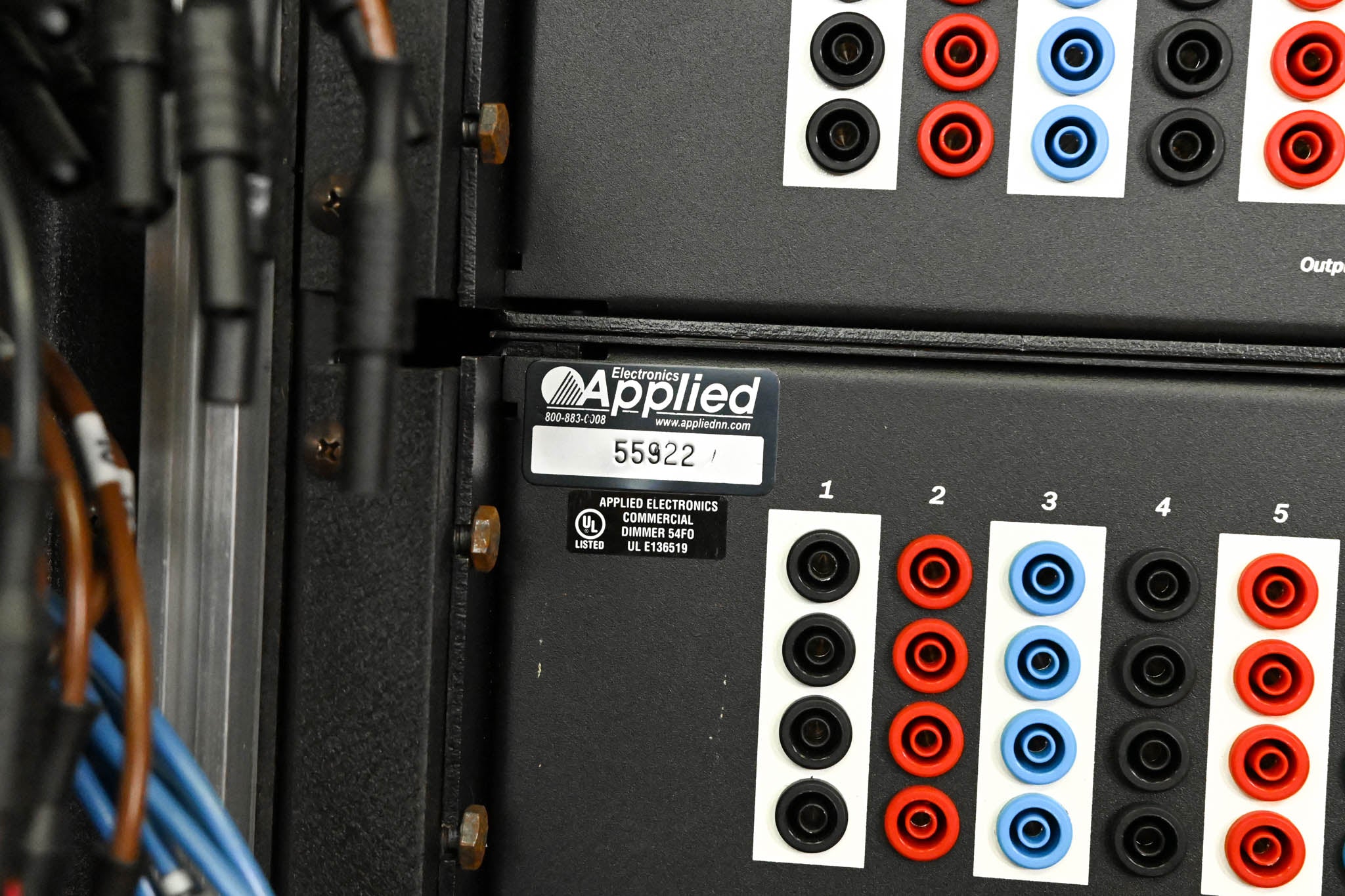 Applied Electronics 48-Channel Omega Rack SA12/2400 Dimmer Rack