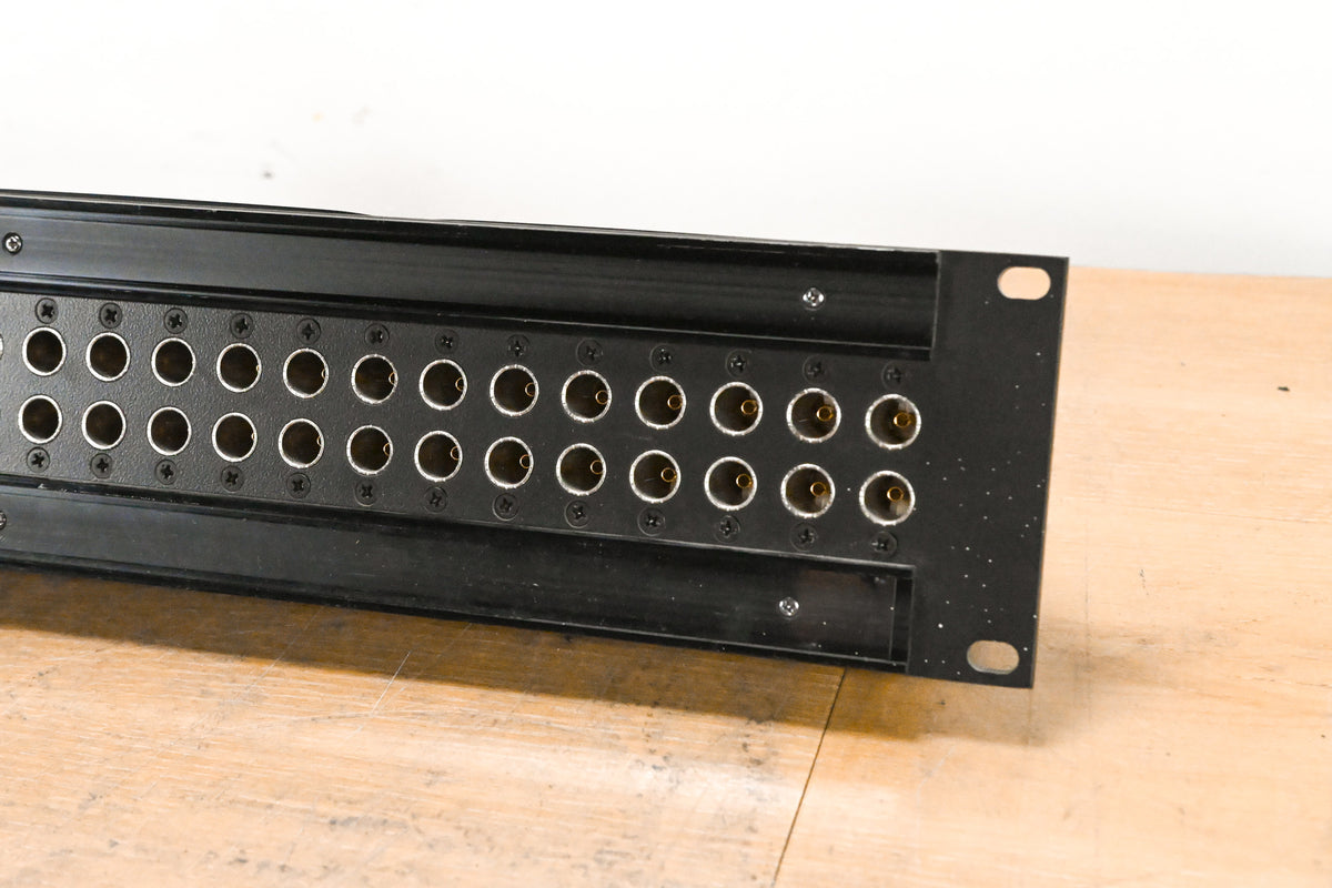 Canare 26DV-2U Digital Video Patchbay w/ DVJA-S 75Ω Modules