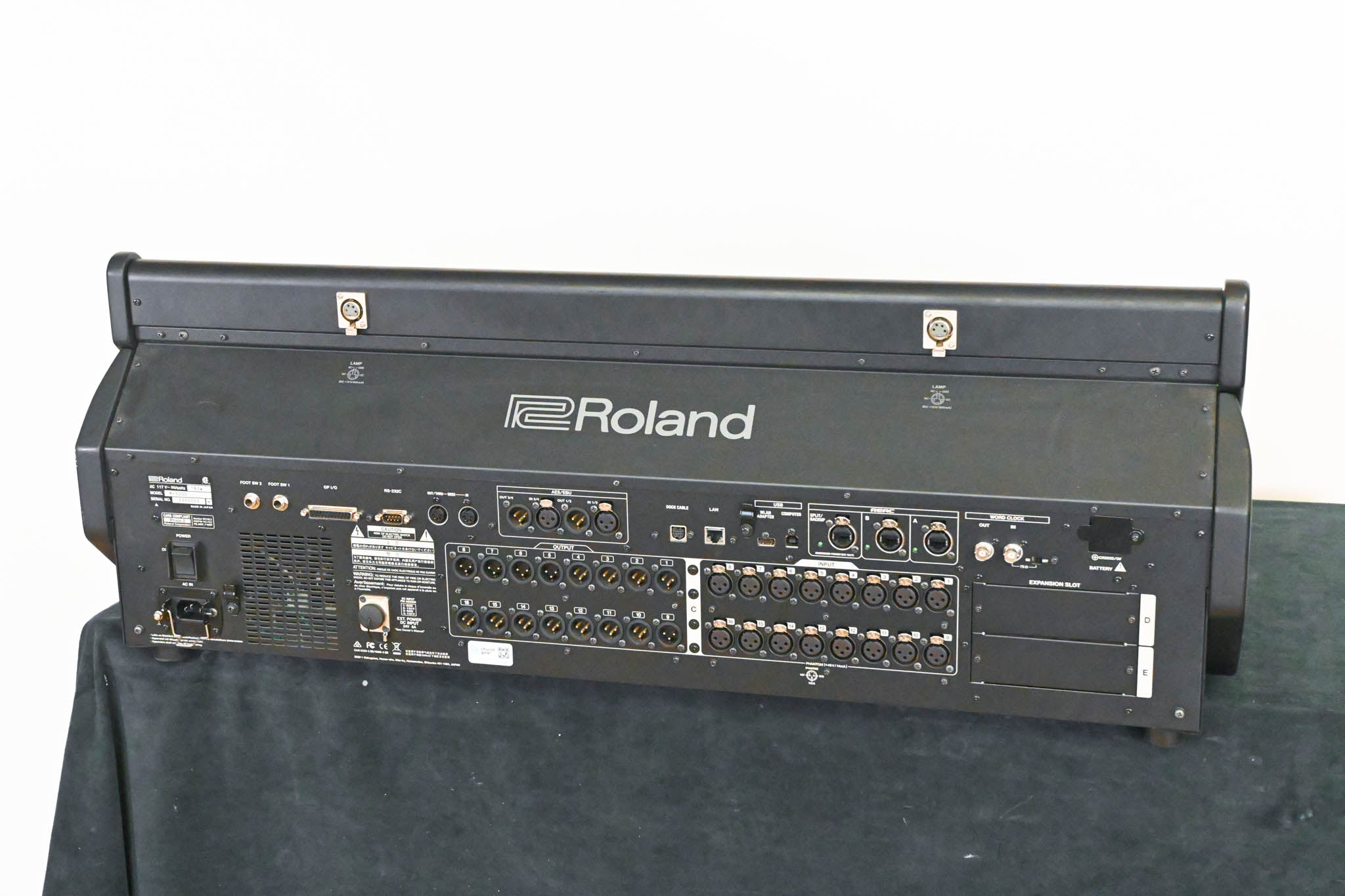 Roland M-5000 Live Mixing Console