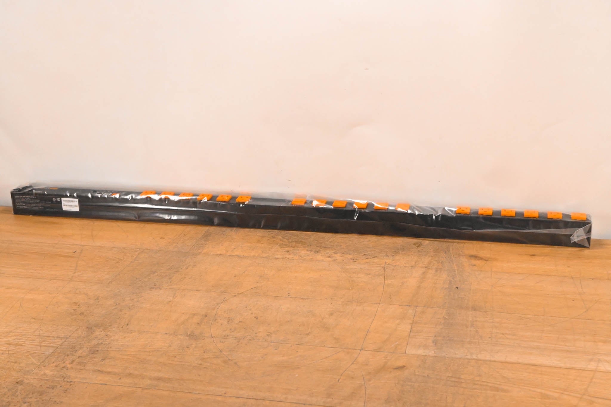 WattBox WB-800VPS-IPVM-18 Vertical IP Power Conditioner (18 Outlets)