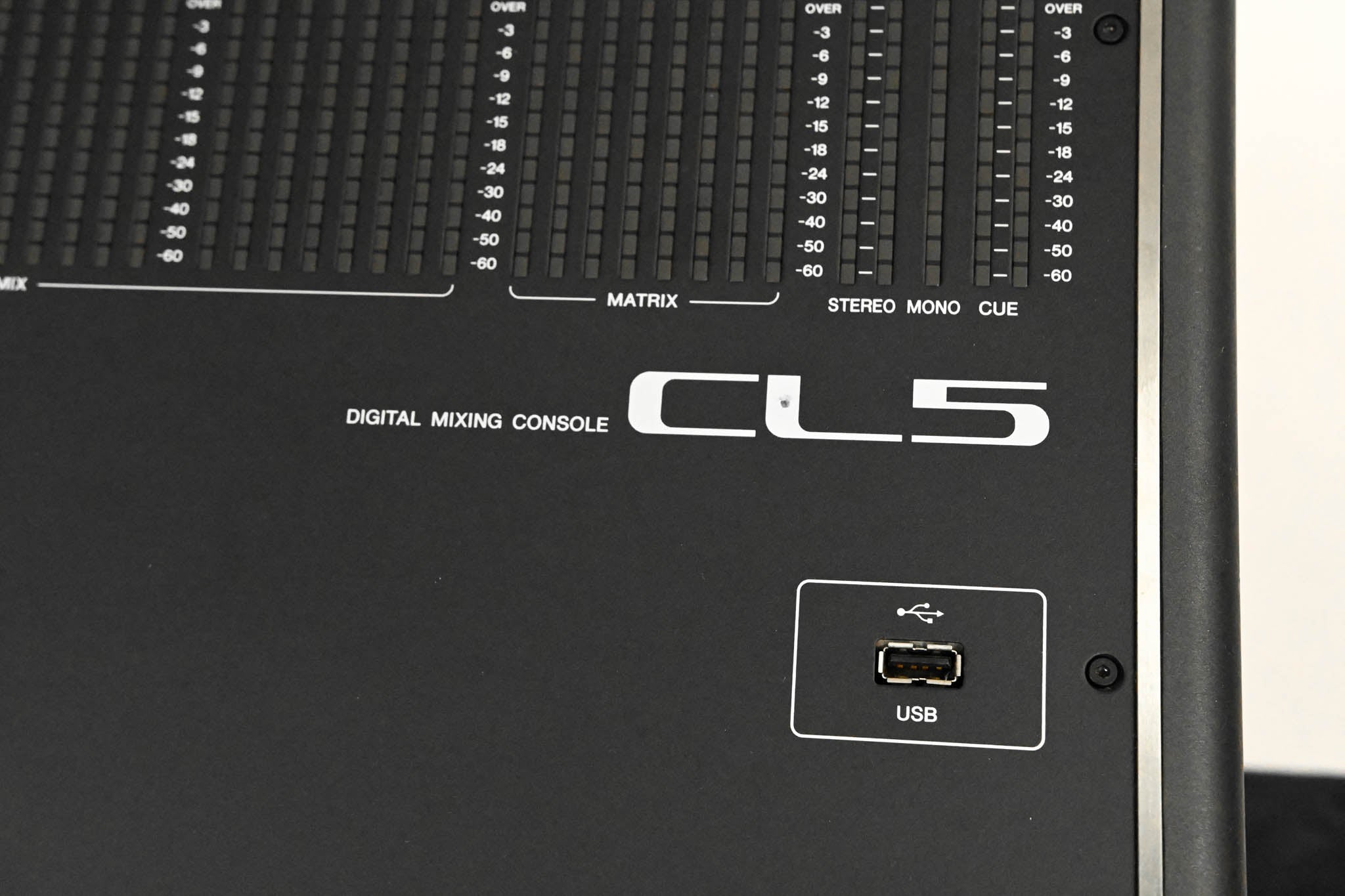 Yamaha CL5 72-Channel Digital Mixing Console