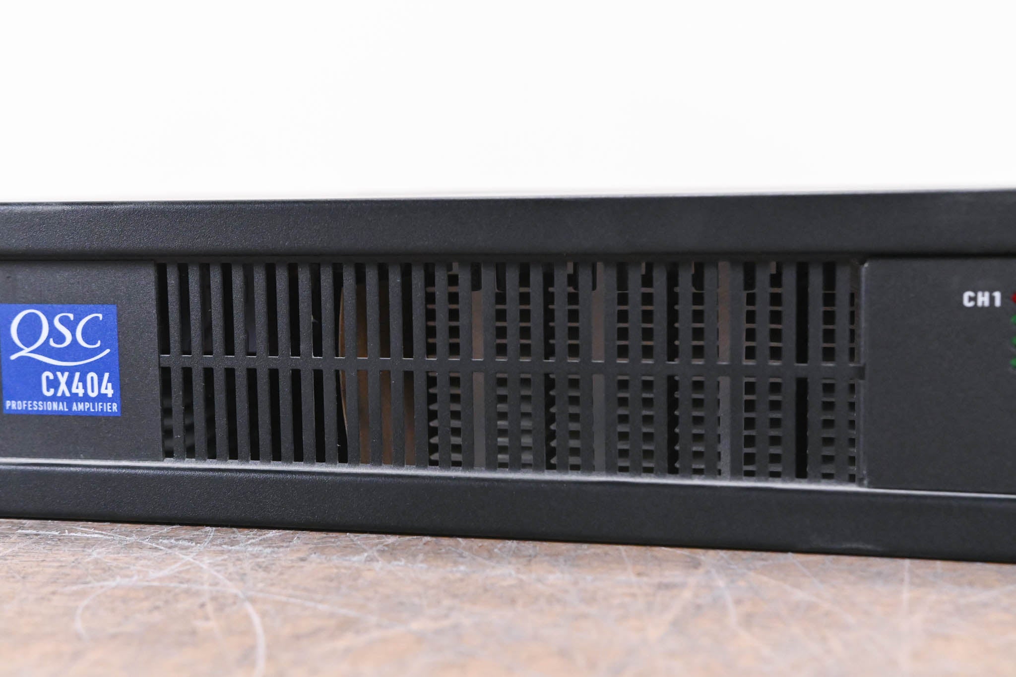 QSC CX404 400W 4-Channel Power Amplifier