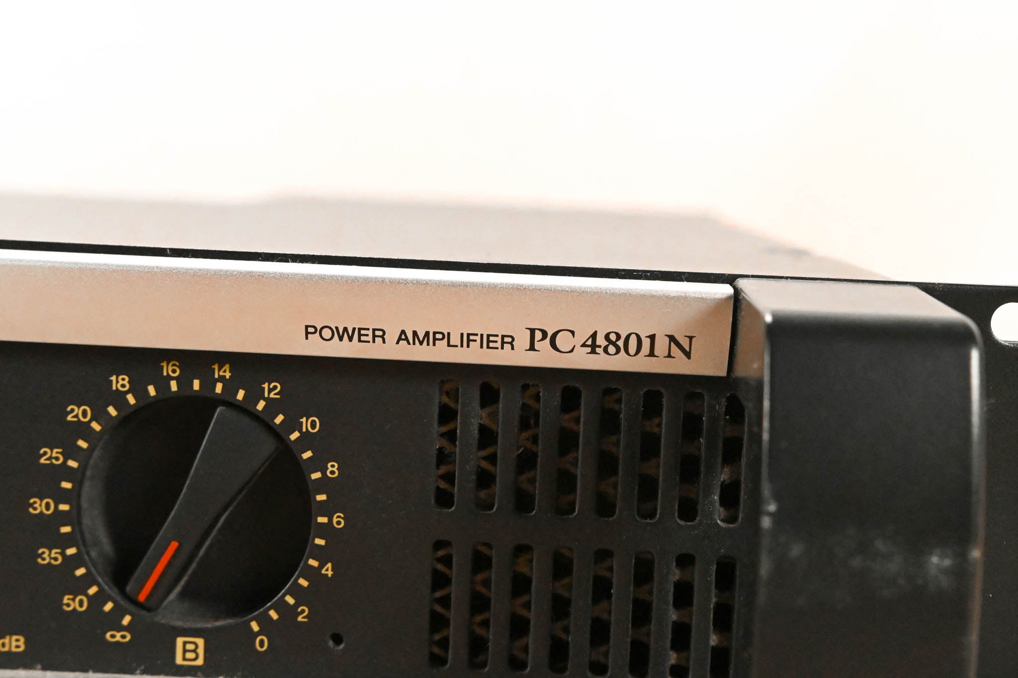 Yamaha PC4801N 2-Channel 475W Power Amplifier