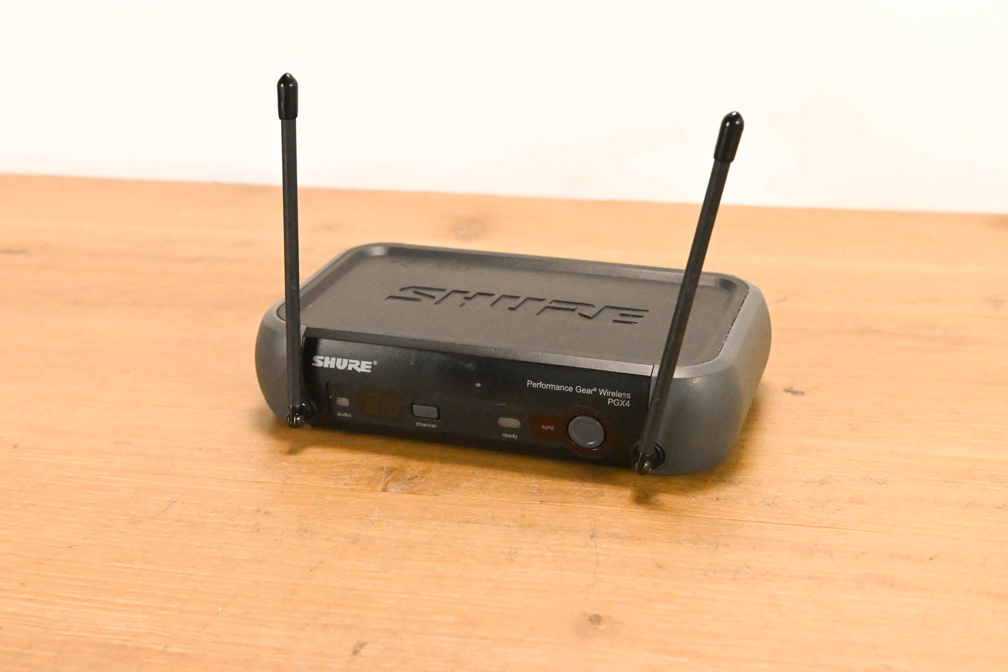 Shure PGX14 Wireless Beltpack System J6 Band - 572-590 MHz (NO PSU)