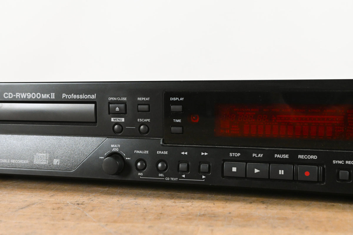 TASCAM CD-RW900 MKII Professional Rack-Mountable CD Recorder/Player