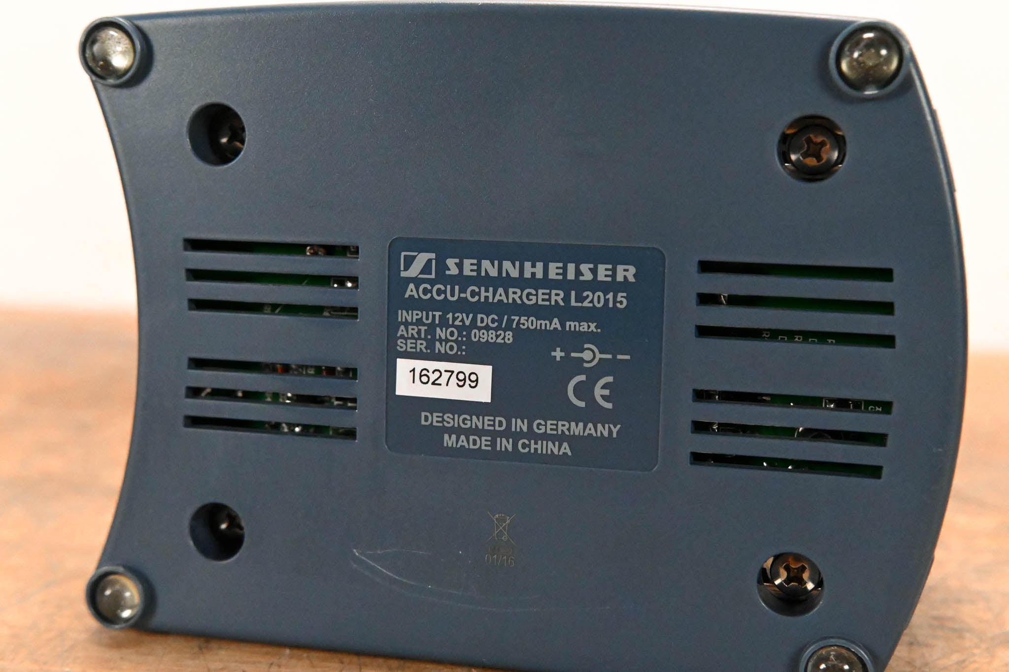 Sennheiser L 2015 Charging Station (NO POWER SUPPLY)