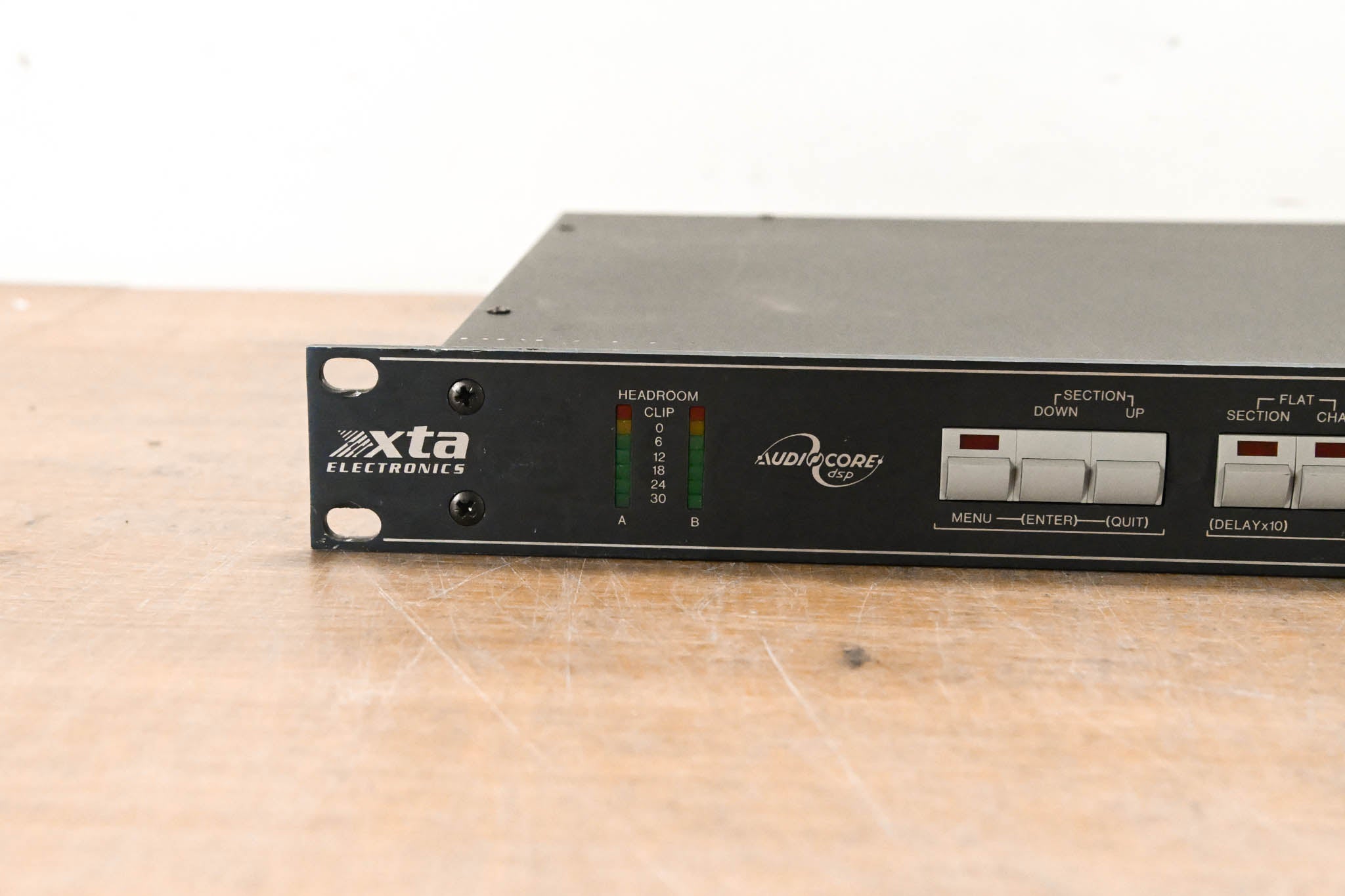 Xta Electronics DP200 Digital Equaliser