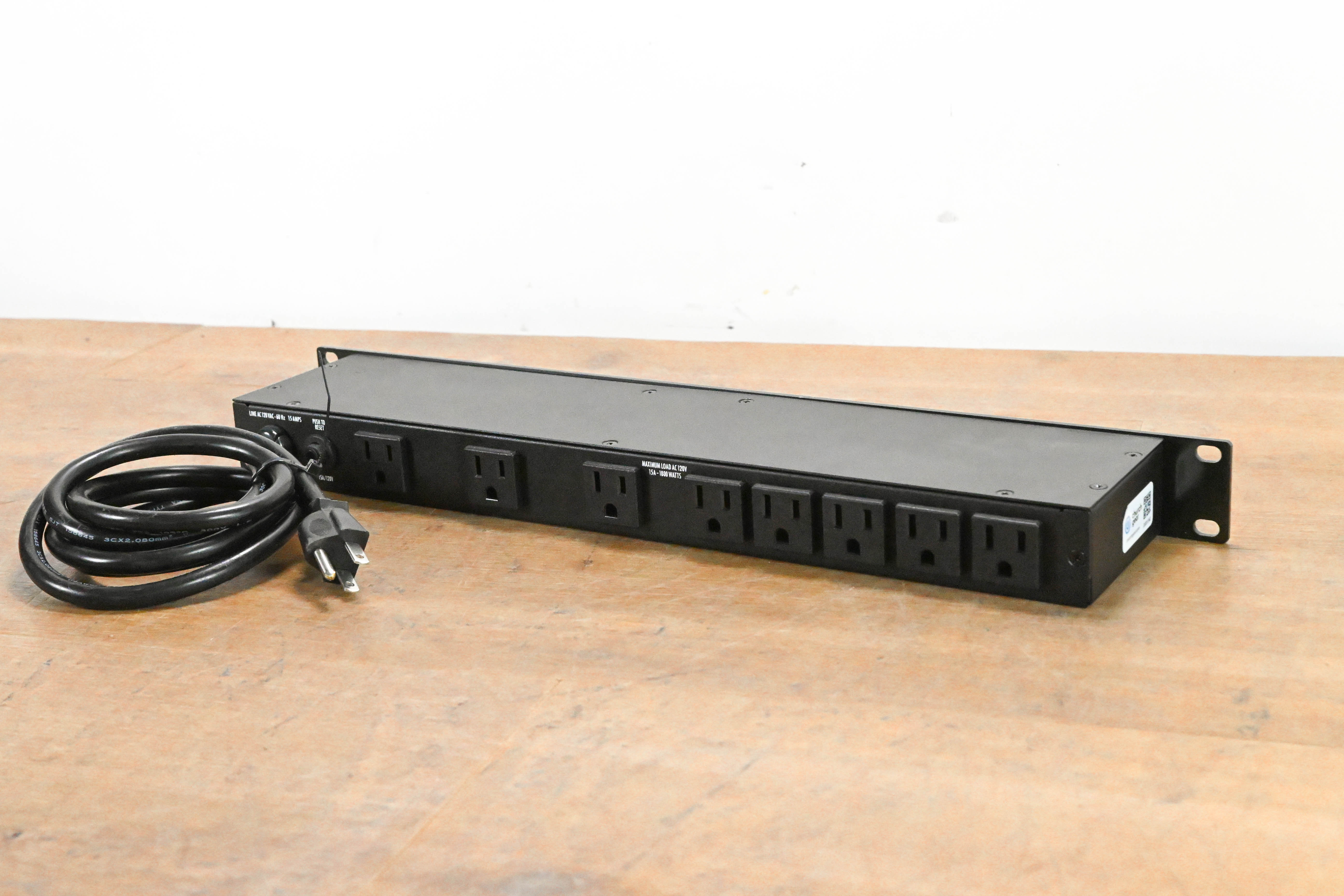 Furman M-8x2 8-Outlet Power Conditioner