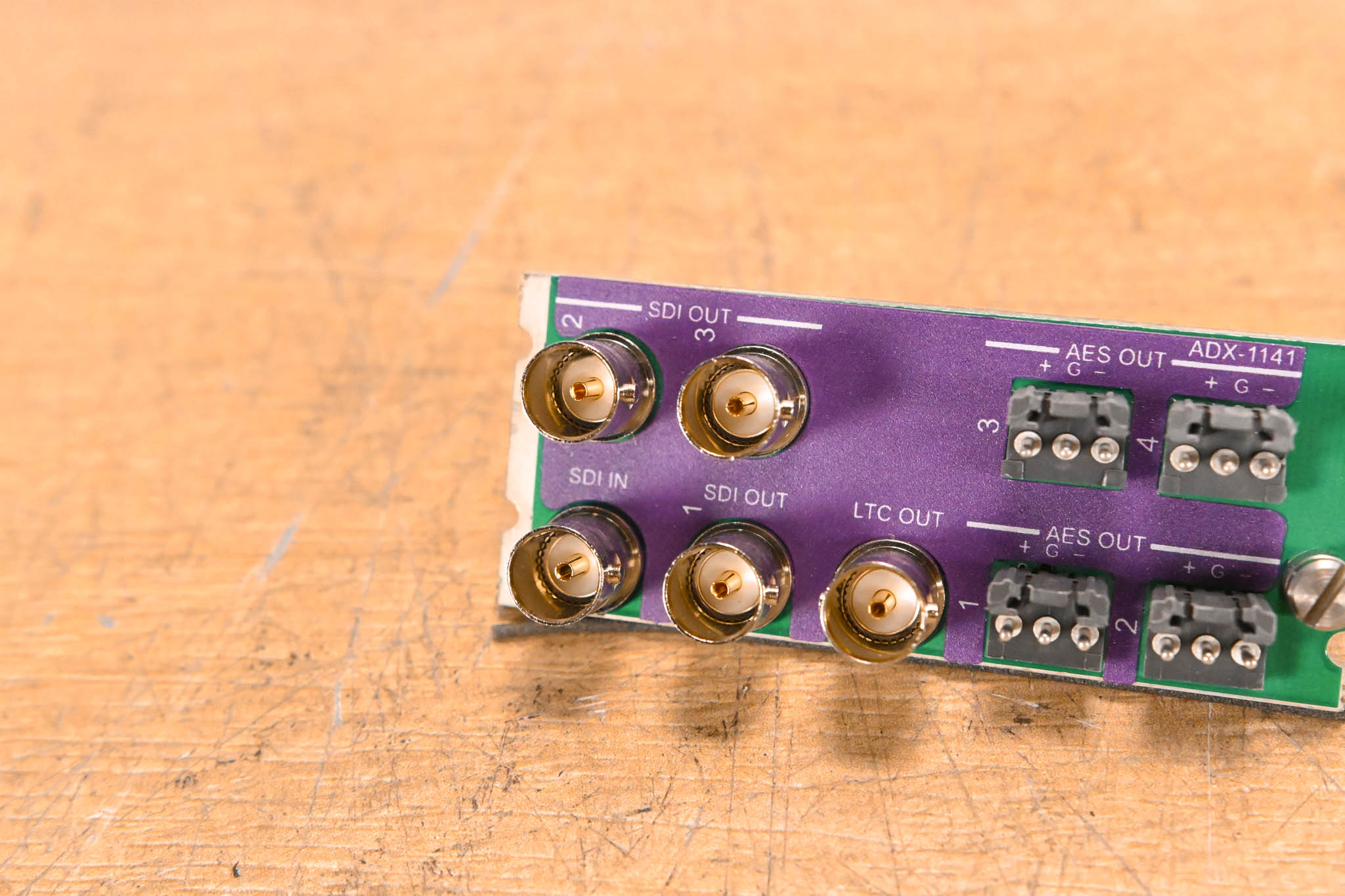 Miranda ADX-1141 4-Channel AES/EBU Digital Audio Disembedder