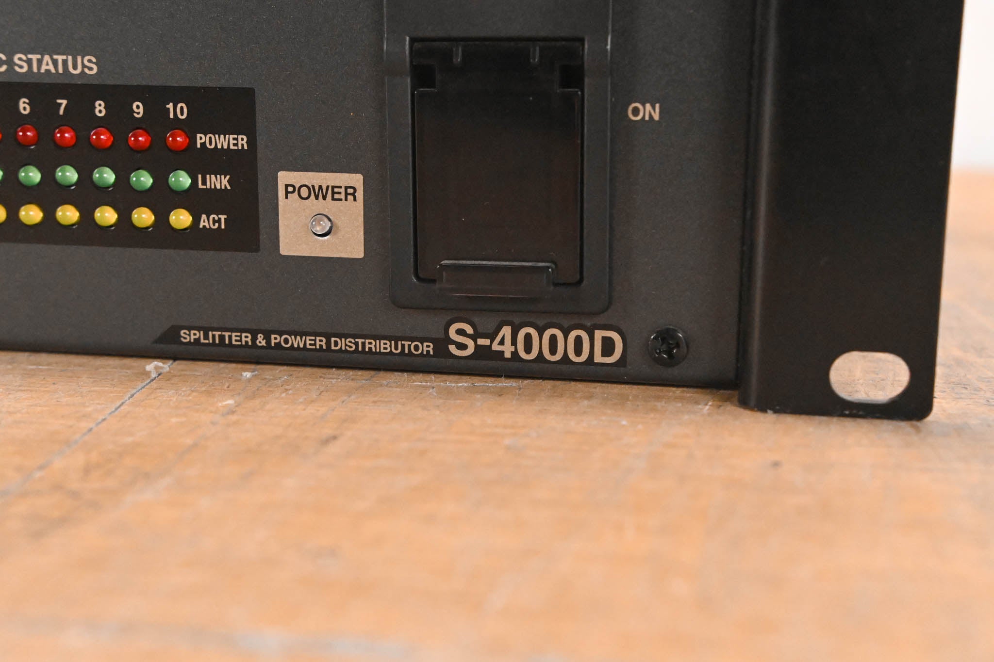 Roland S-4000D Splitter and Power Distributor for M-48 Personal Mixers