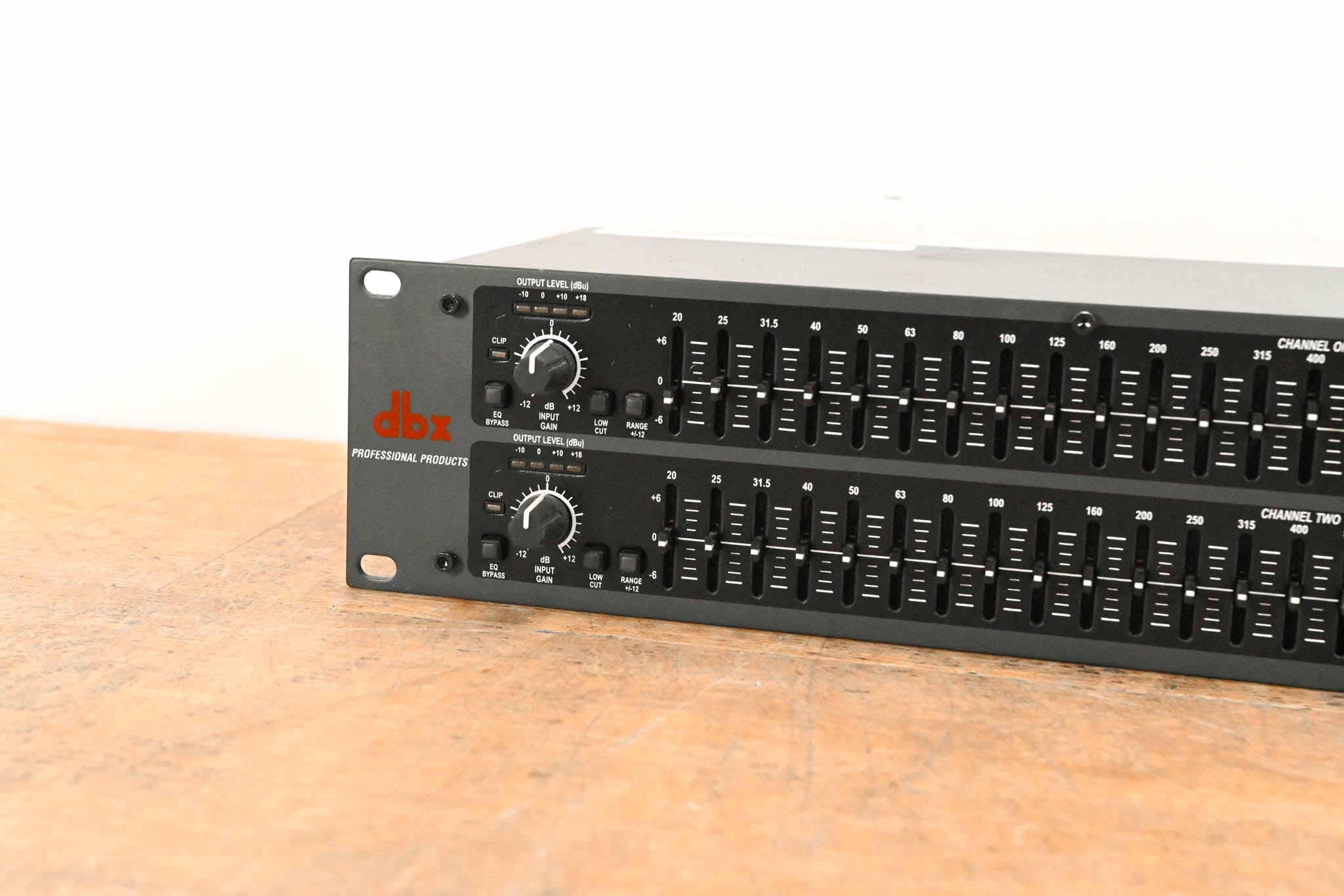 dbx 231 Dual-Channel 31-Band Graphic Equalizer