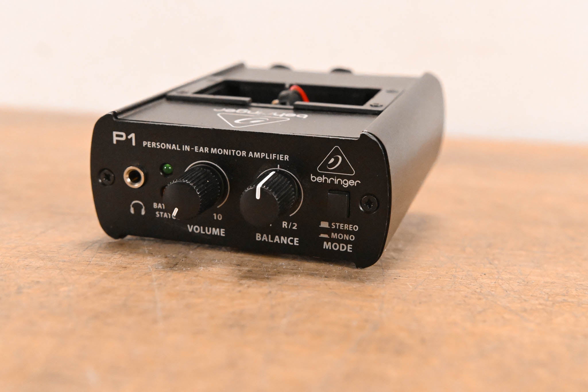Behringer Powerplay P1 Personal In-Ear Monitor Amplifier