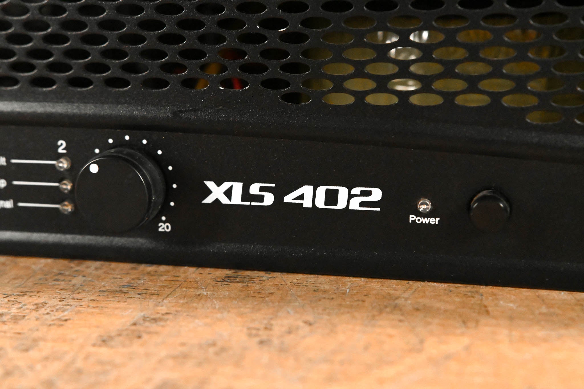 Crown XLS 402 2-Channel Power Amplifier