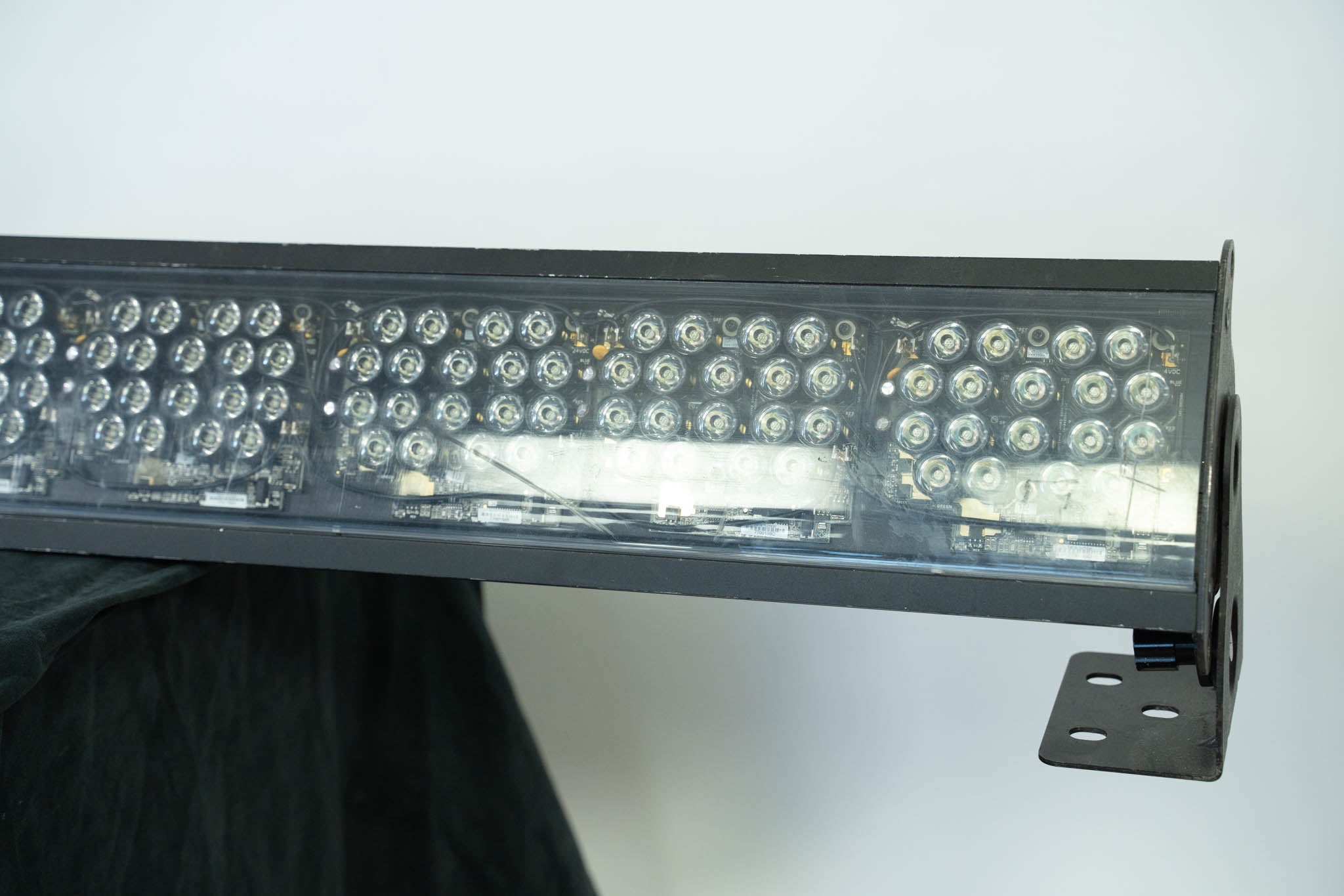 Philips Color Kinetics ColorBlaze 72 Linear LED Fixture