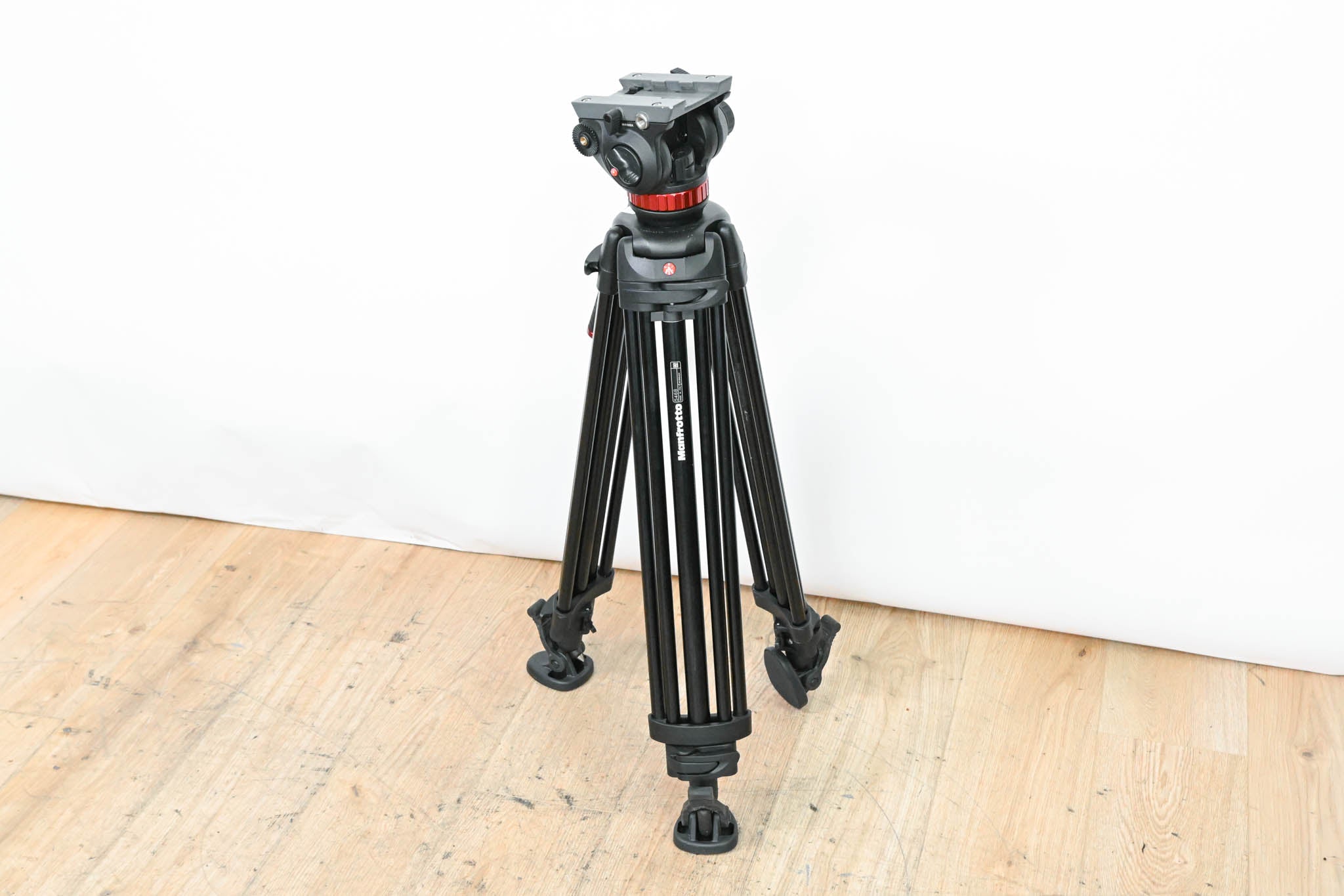 Manfrotto MVH502A Fluid Head and 546B Tripod System