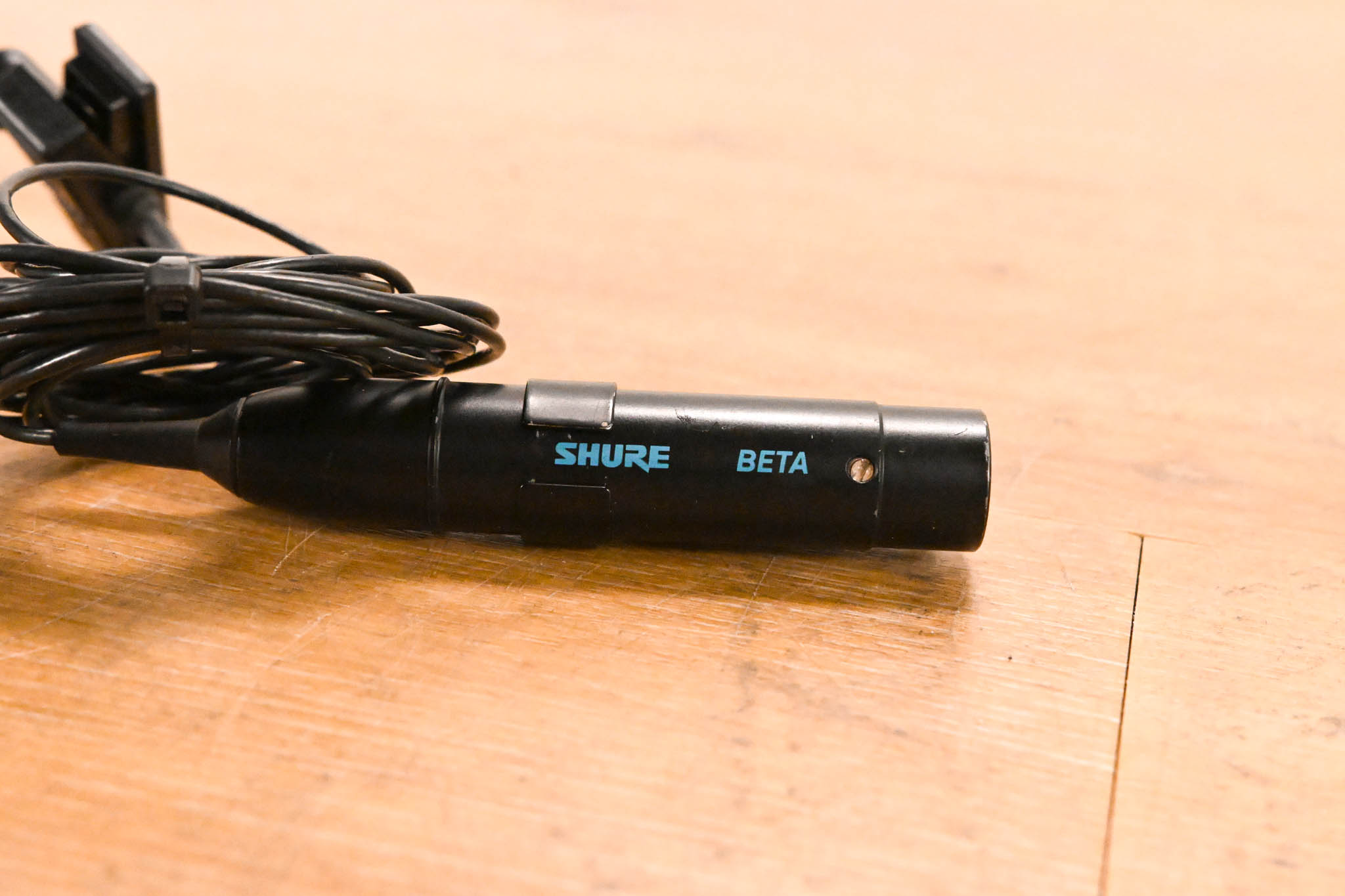 Shure Beta 98H/C Miniature Cardioid Condenser Instrument Microphone