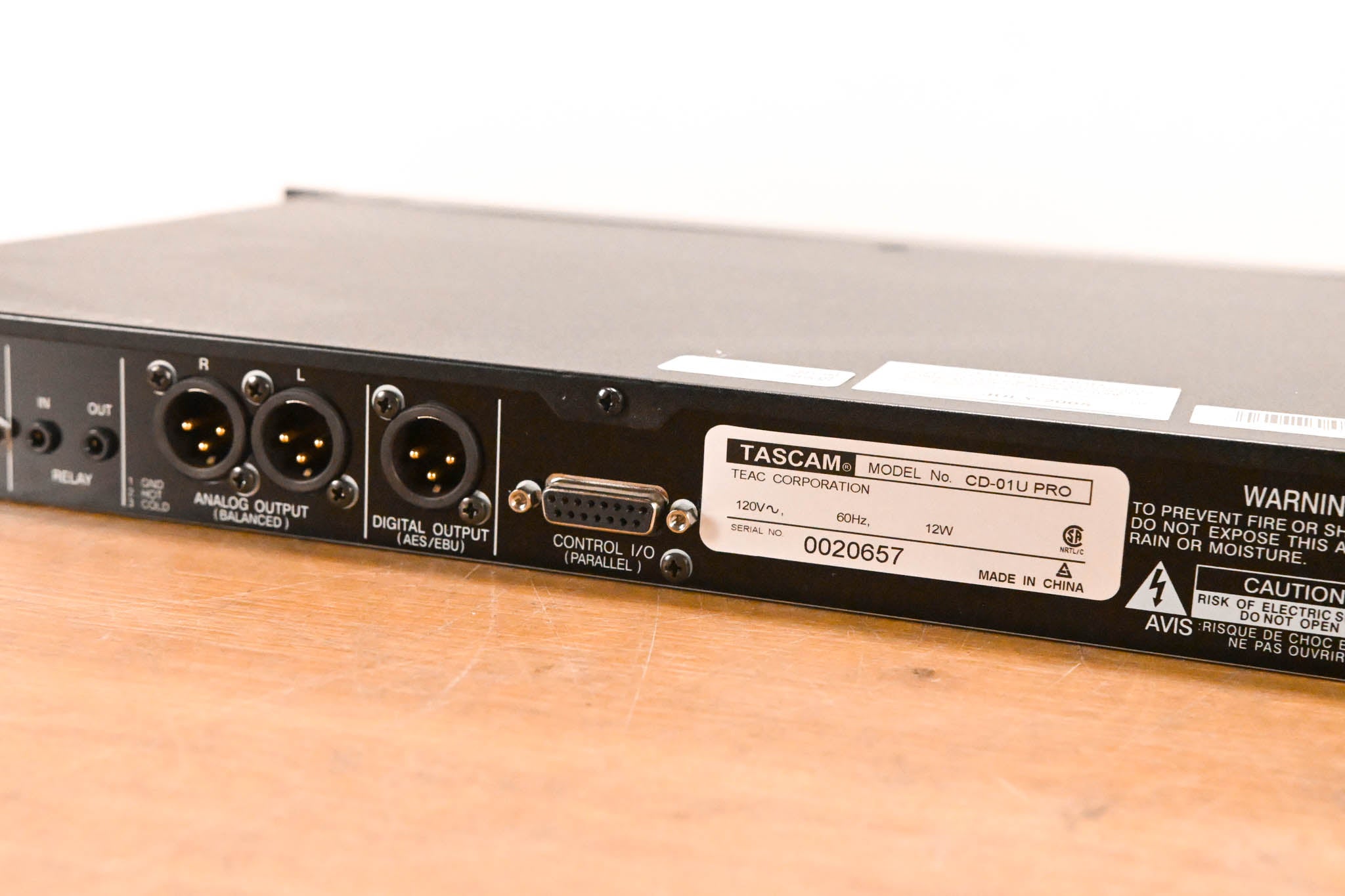 TASCAM CD-01U PRO Professional Rackmount CD Player
