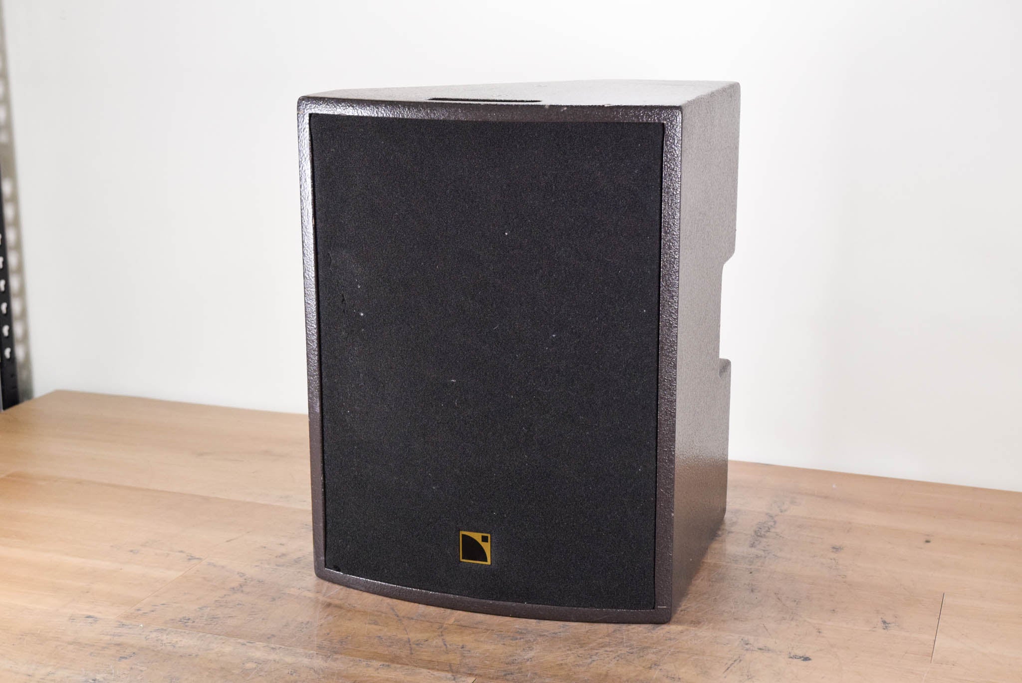 L'Acoustics MTD112b Two-Way Passive Monitor Loudspeaker
