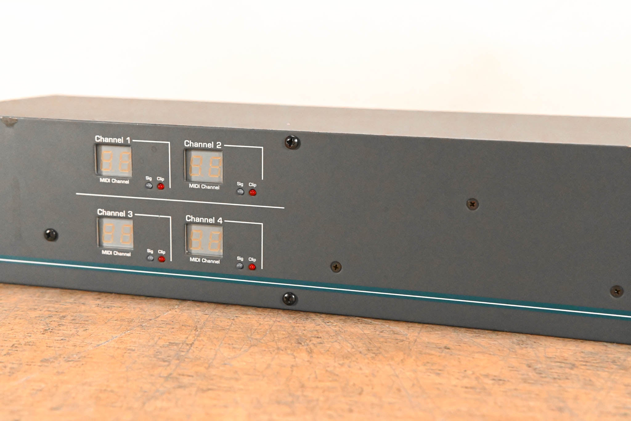 Ashly Protea 4.24GS Four-Channel Digital Graphic Equalizer Slave
