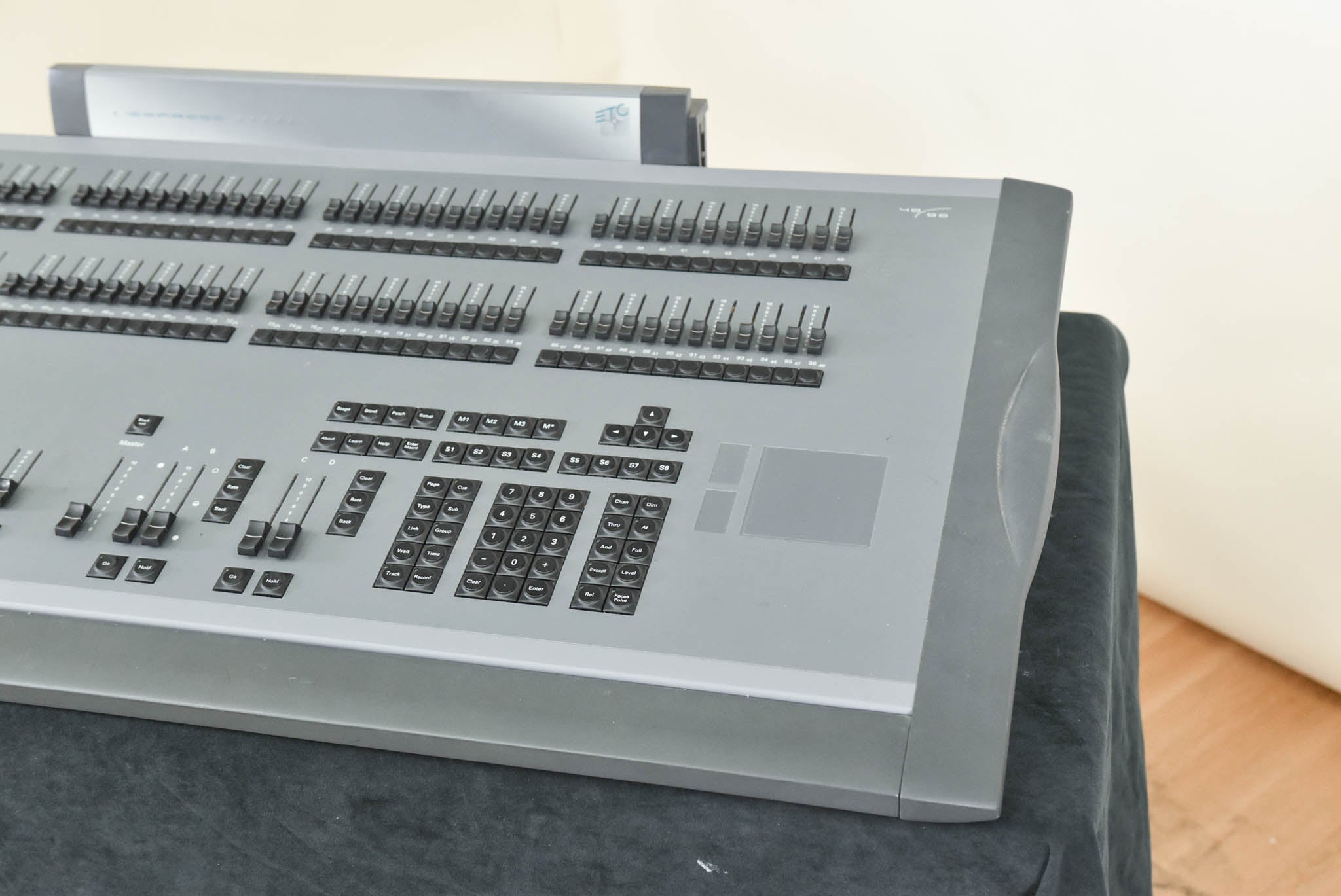 ETC Express 48/96 Lighting Control Console (NO POWER SUPPLY)