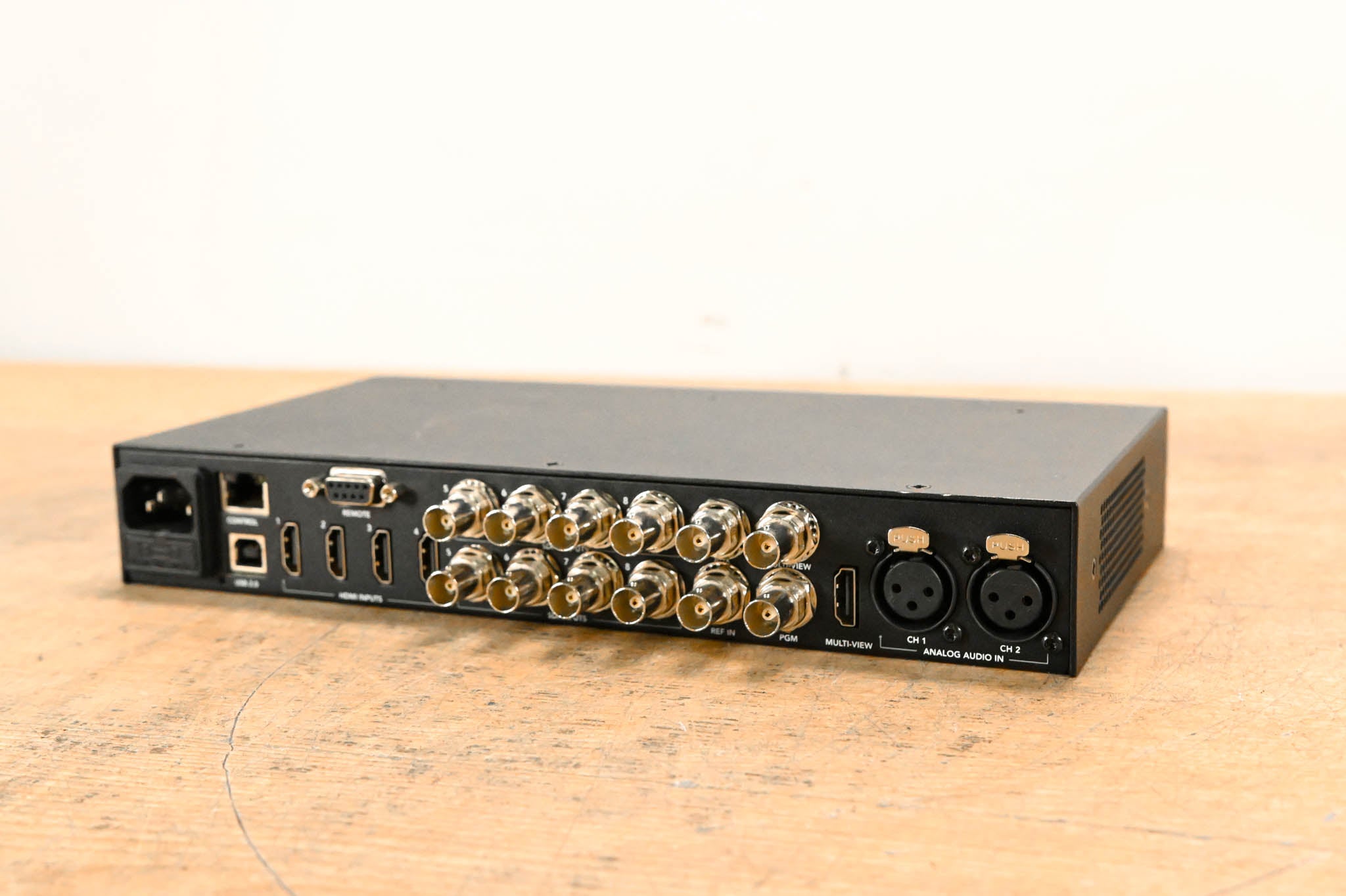 Blackmagic Design ATEM Television Studio HD