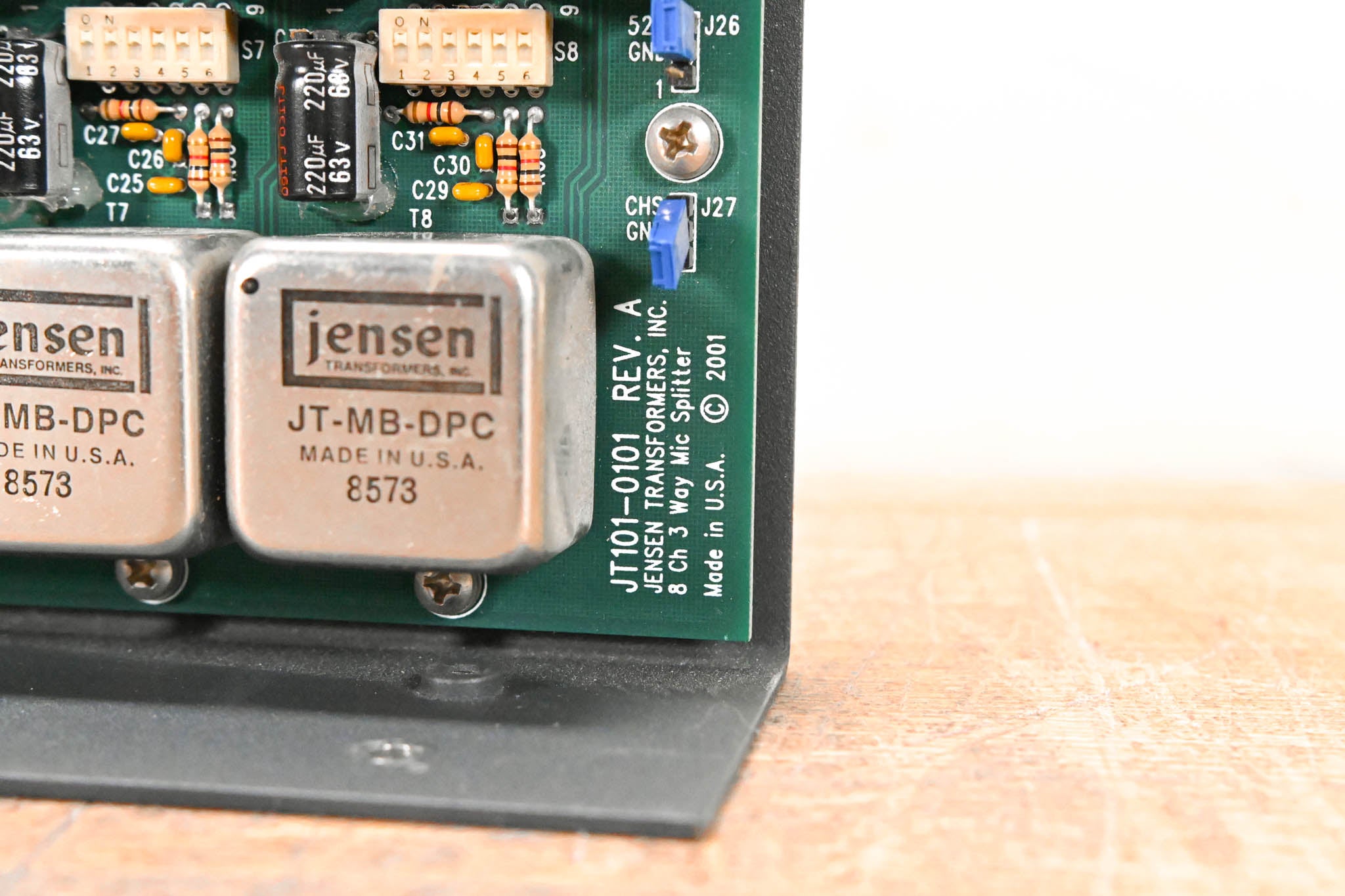 Jensen JT-MS-8N3 8-CH 3-Way Mic Splitter with Phantom Power Circuitry
