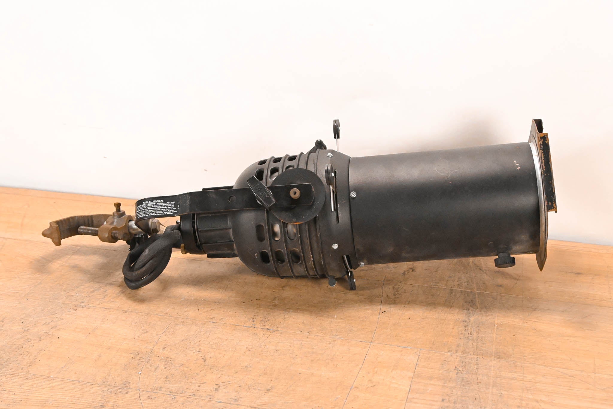 Altman 360Q 6" x 12" 750W Ellipsoidal Light