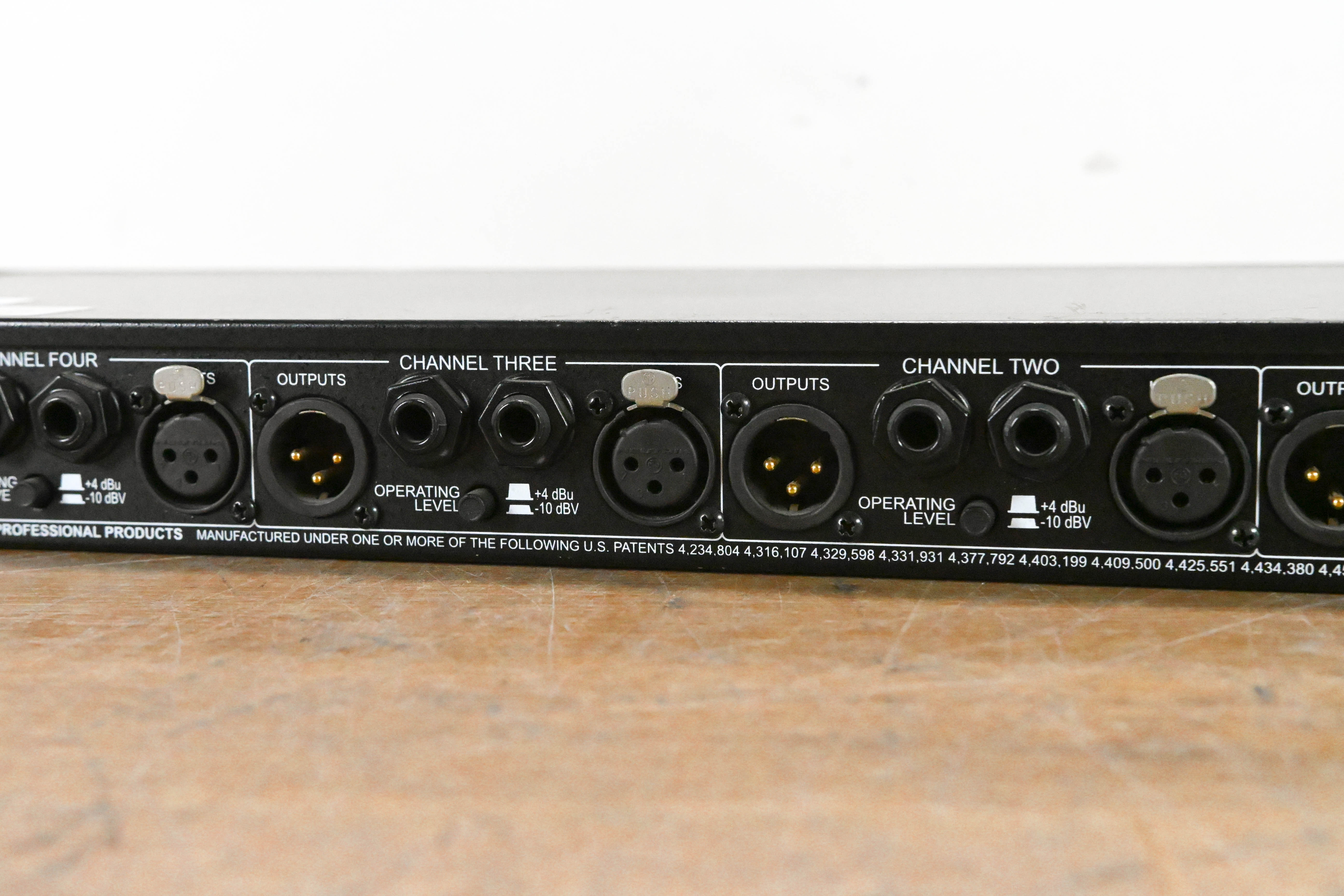 dbx 1046 Quad Compressor/Limiter