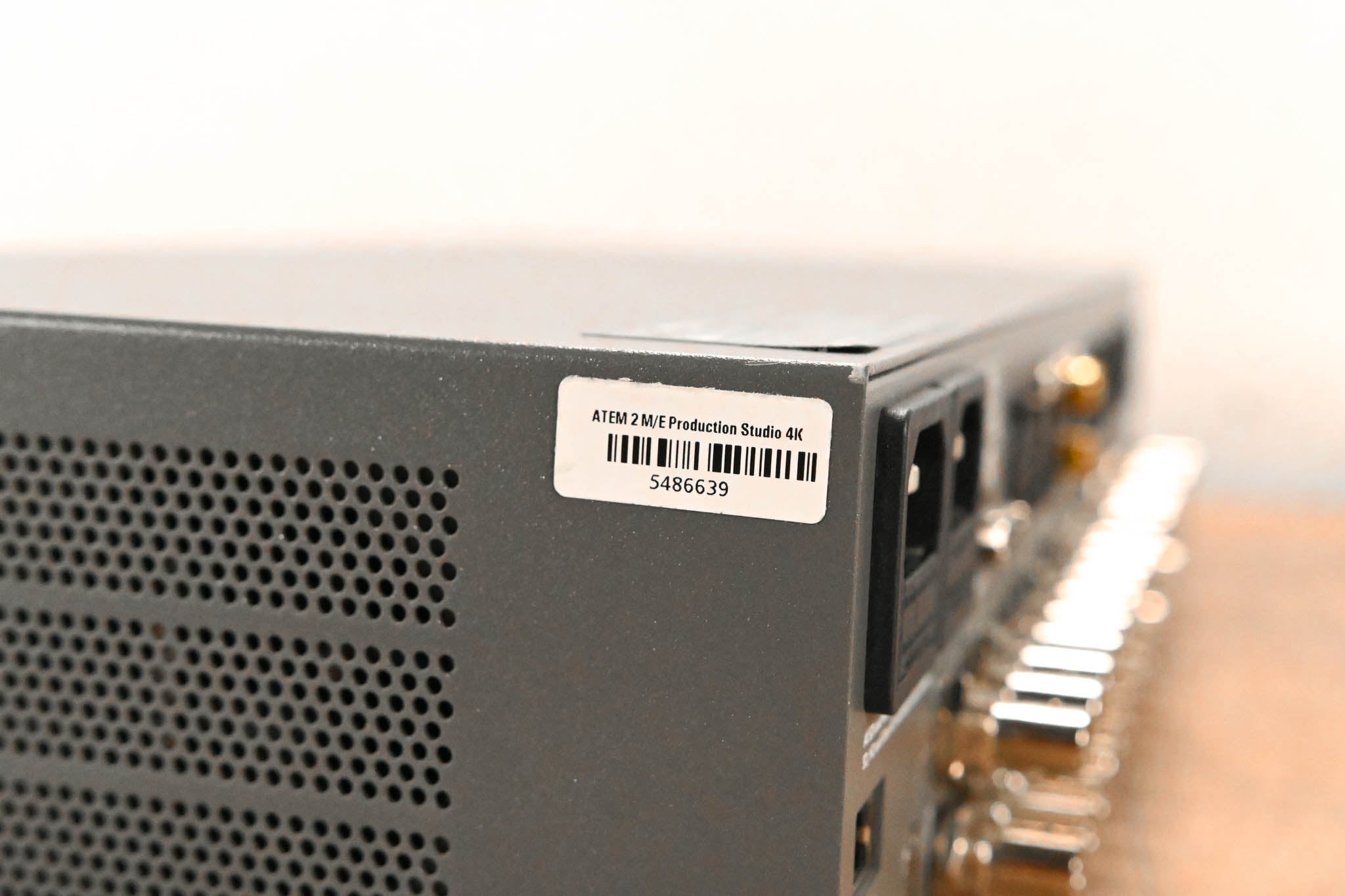 Blackmagic Design ATEM 2 M/E Production Studio 4K