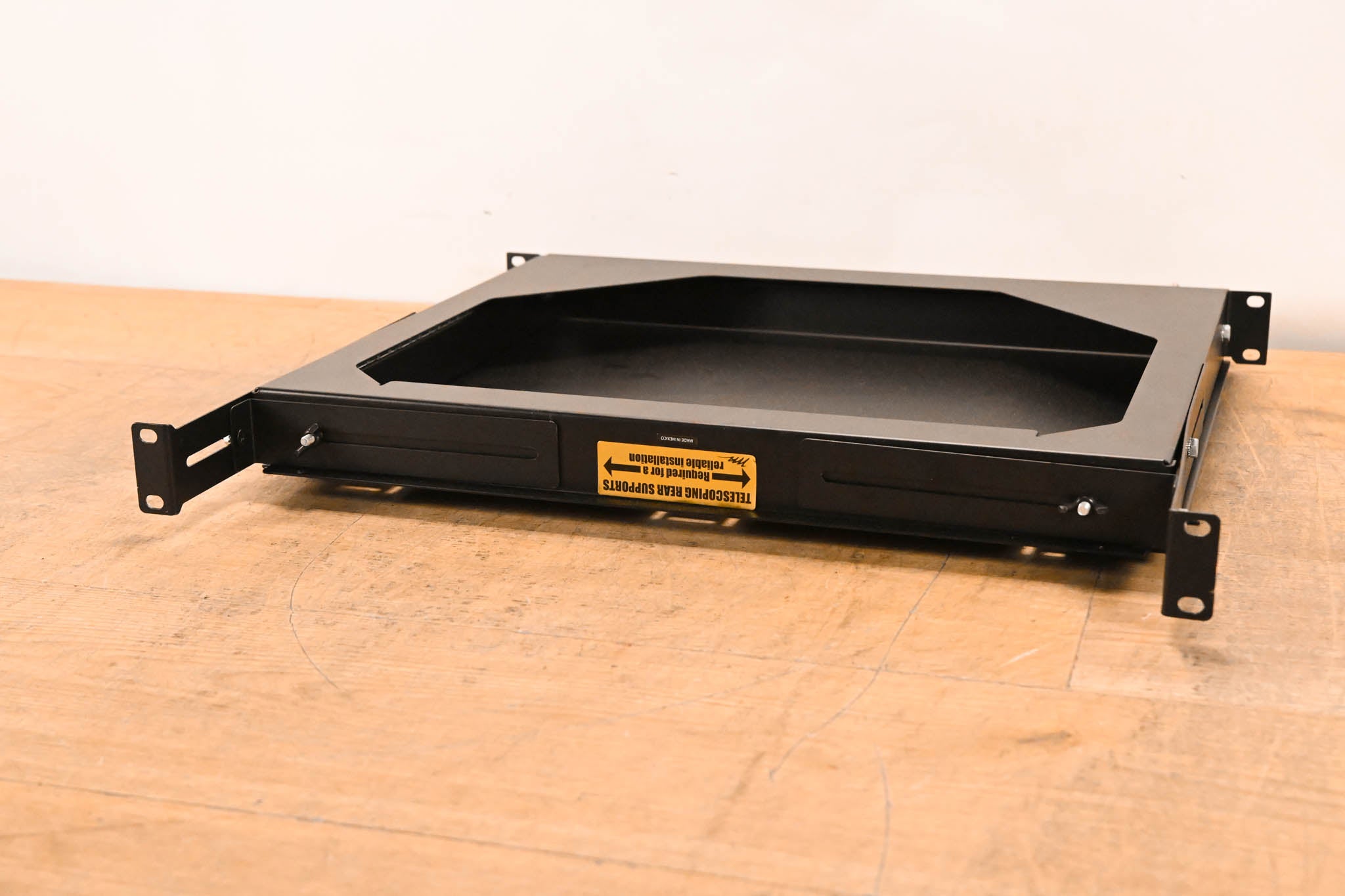 Gator Rackworks GRW-SHELF1SLD 1U Sliding Shelf, 13.8″ Deep