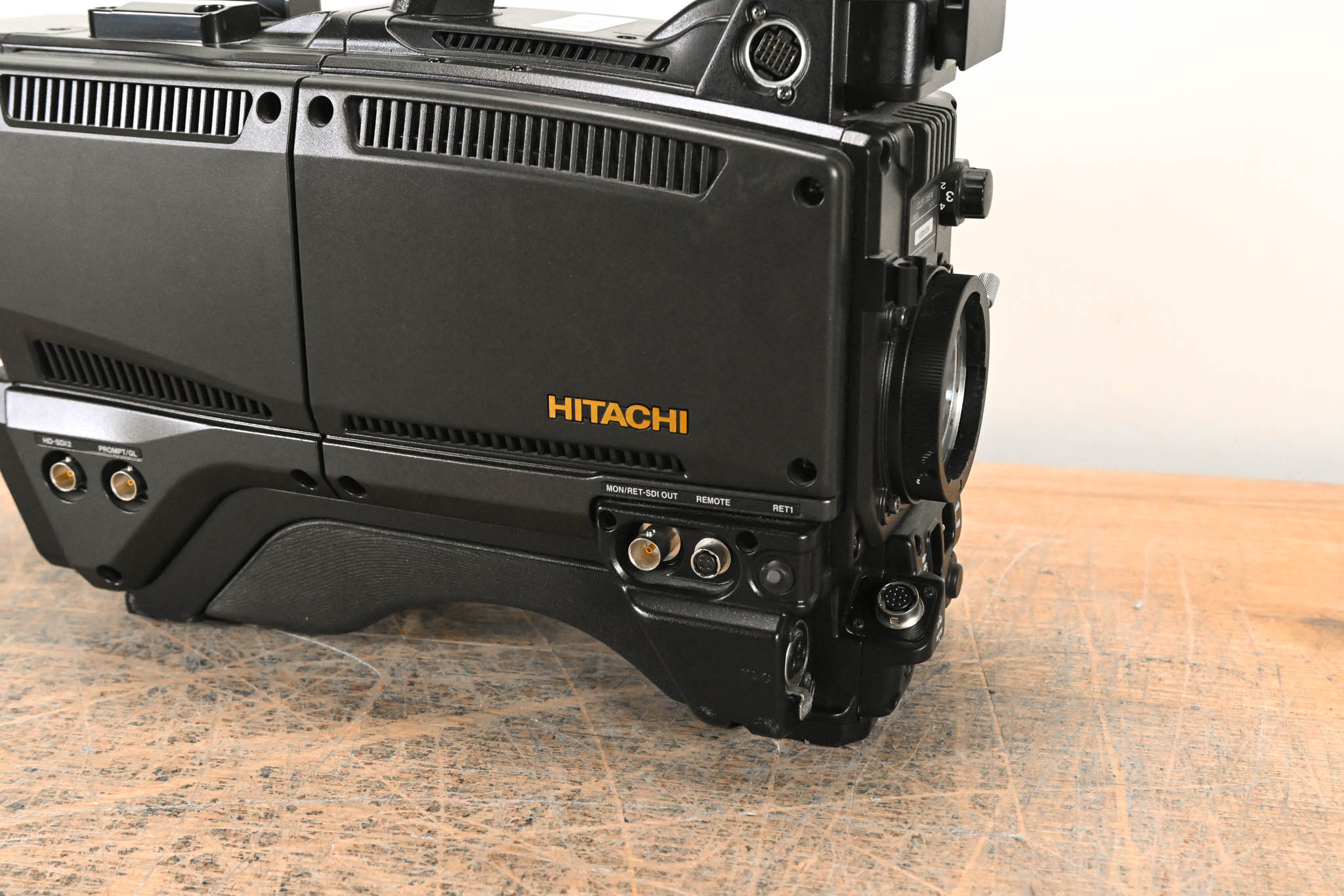 Hitachi Z-HD5000 HDTV Camera with CA-HF1000 Camera Adaptor