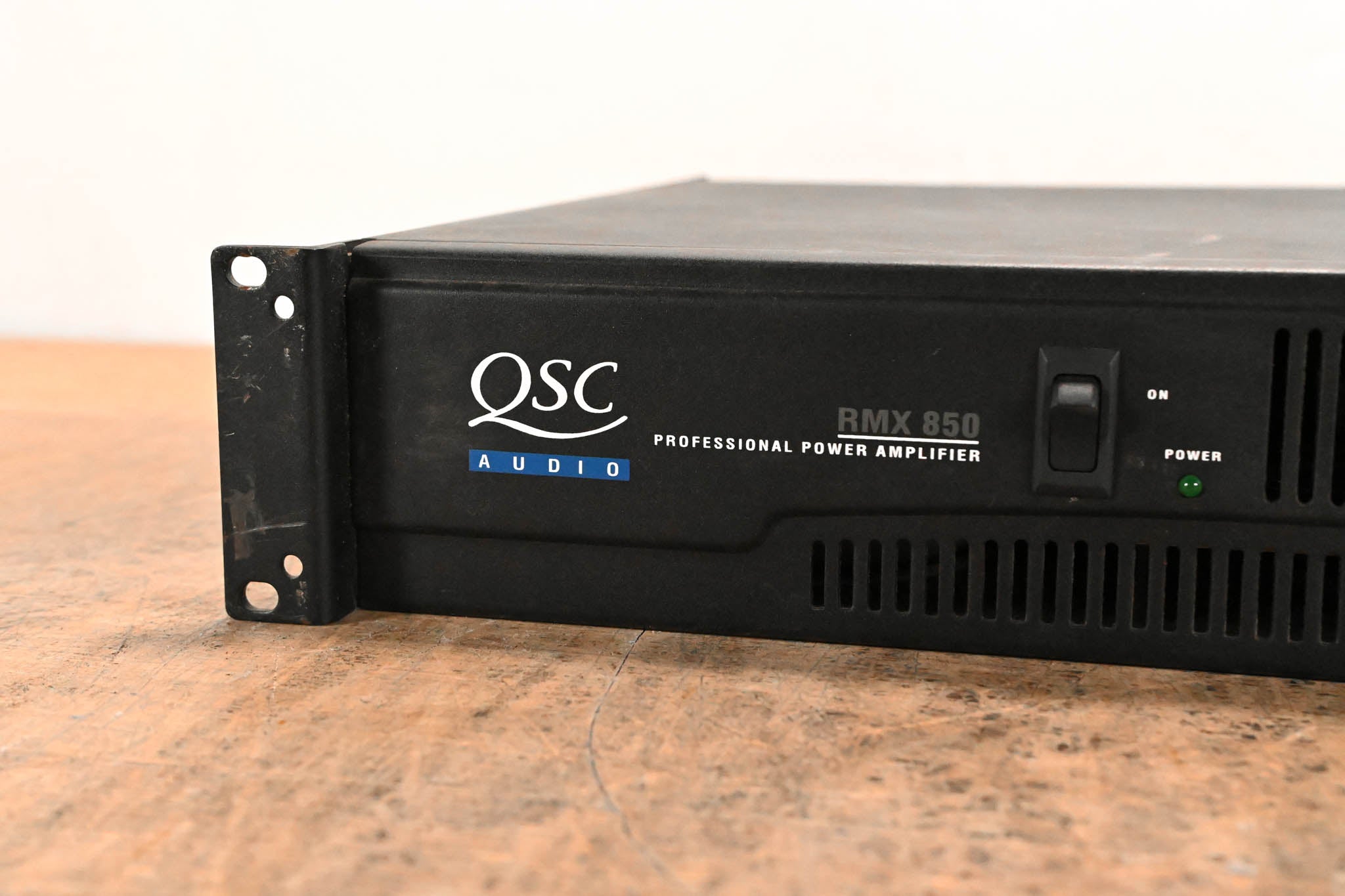 QSC RMX850 2-Channel Power Amplifier