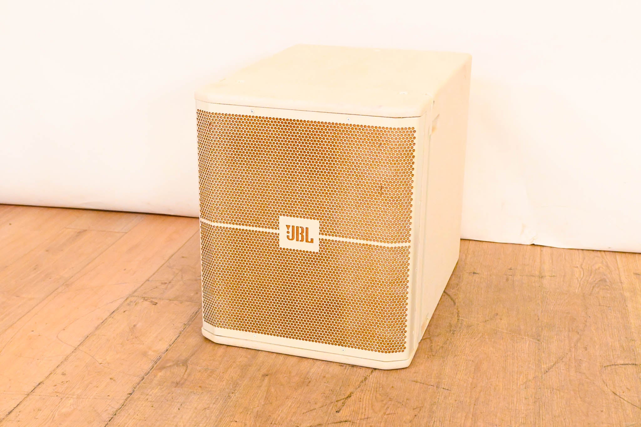 JBL VRX915S-WH 15" Bass Reflex Subwoofer