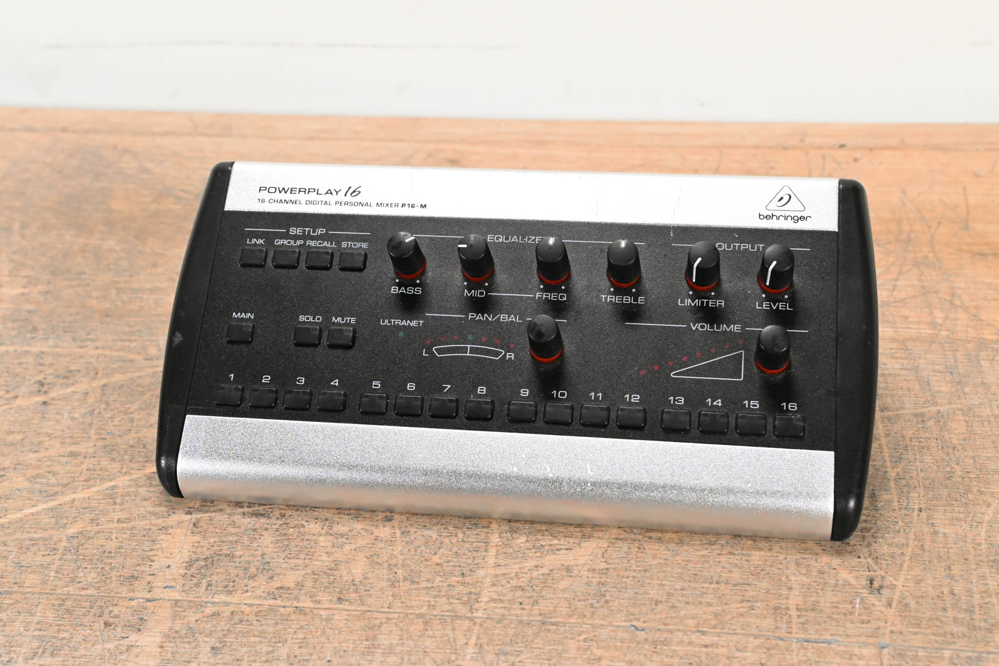 Behringer Powerplay P16-M 16-Channel Digital Personal Mixer