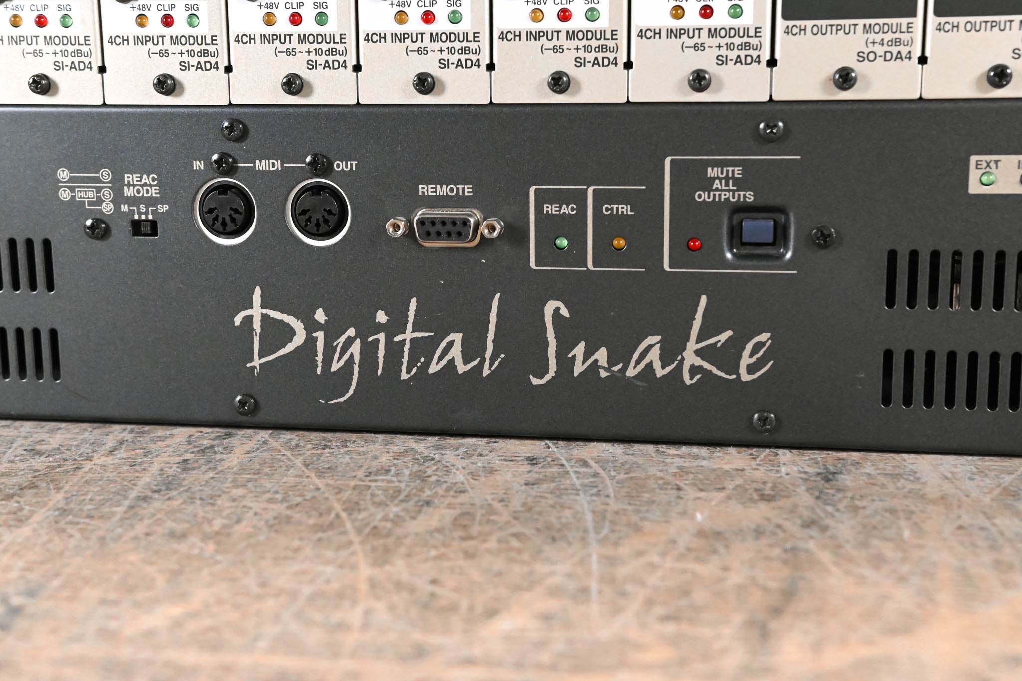 Roland S-4000S-3208 Digital Snake 32x8 Modular Stage Unit