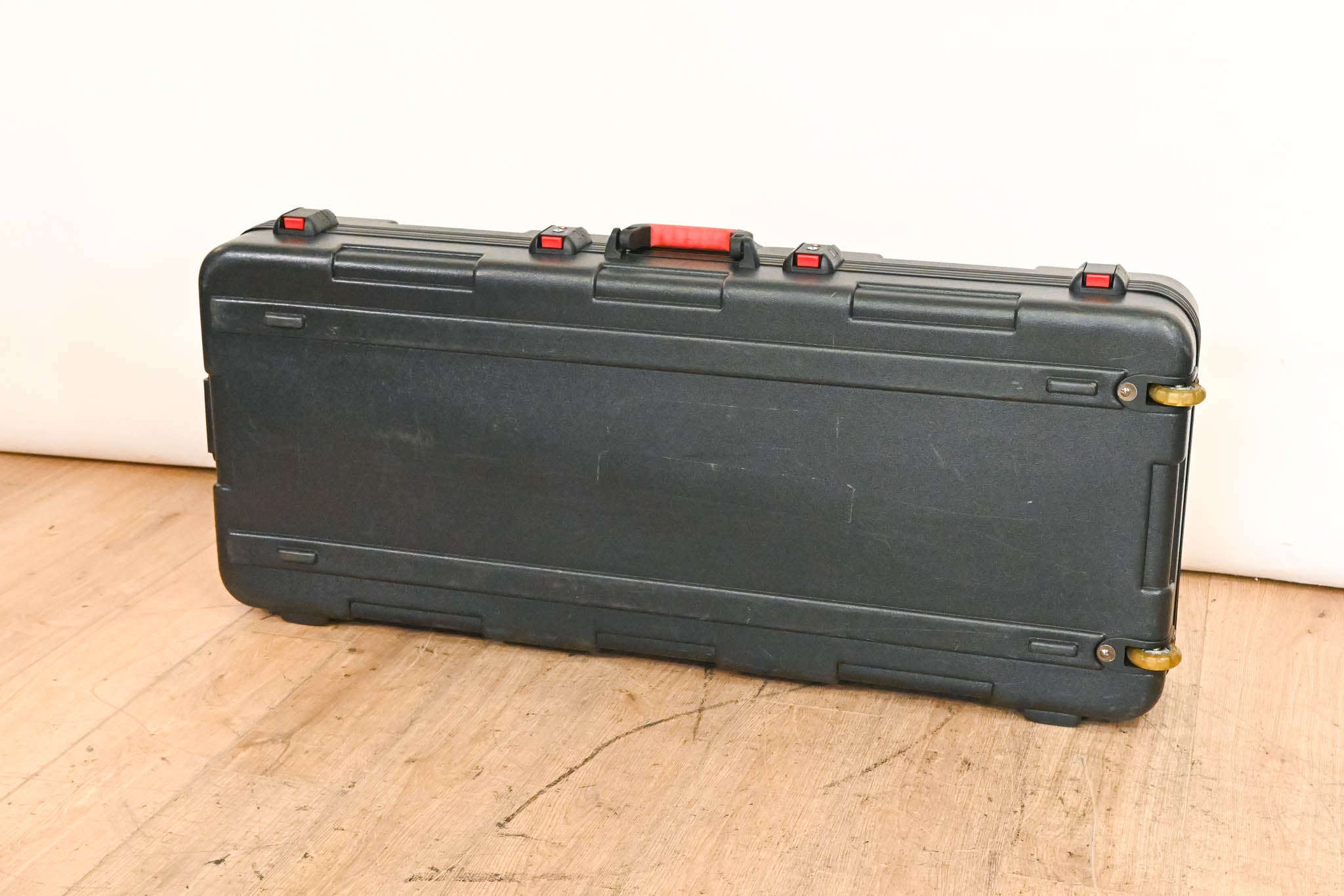 Gator Cases TSA Series 61 Key ATA Keyboard Case with Wheels