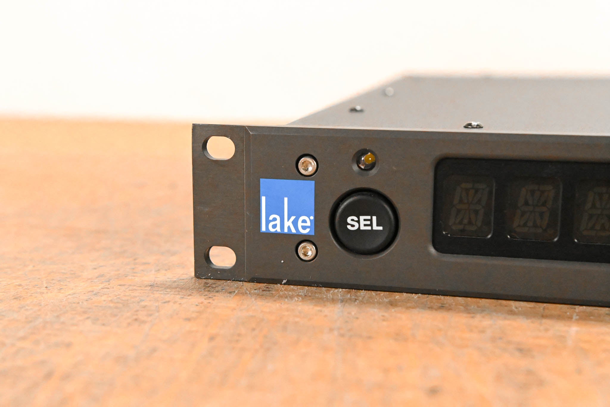 Lake Technology Mesa Quad EQ 4×4 Digital Matrix Processor