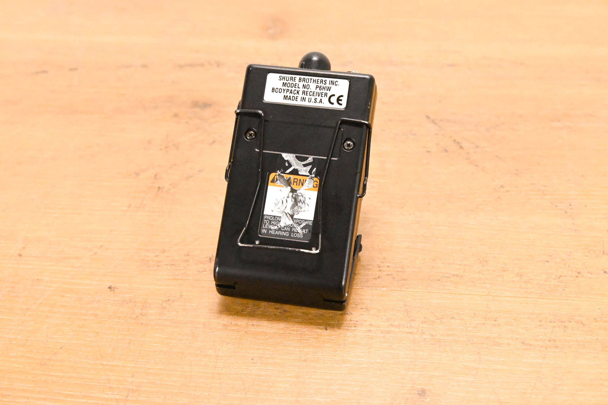 Shure P6HW Wired Bodypack Receiver