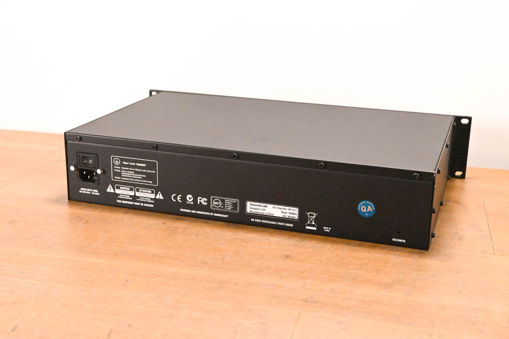 Soundcraft Mini Stagebox 16R Cat 5 16-CH Digital Stage Box w/ MADI Card