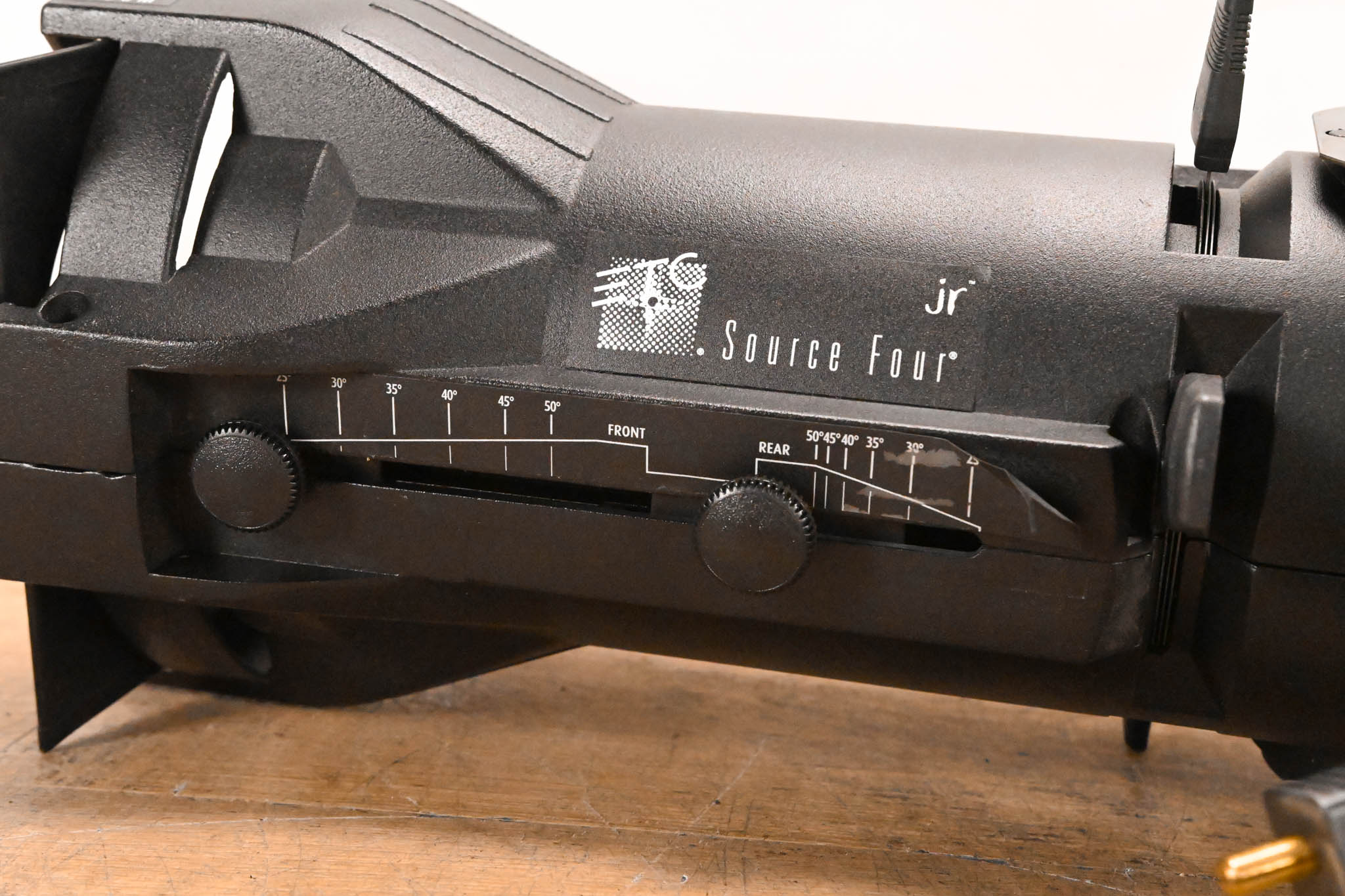 ETC Source Four Jr 25-50 Degree Zoom 575 Ellipsoidal Light