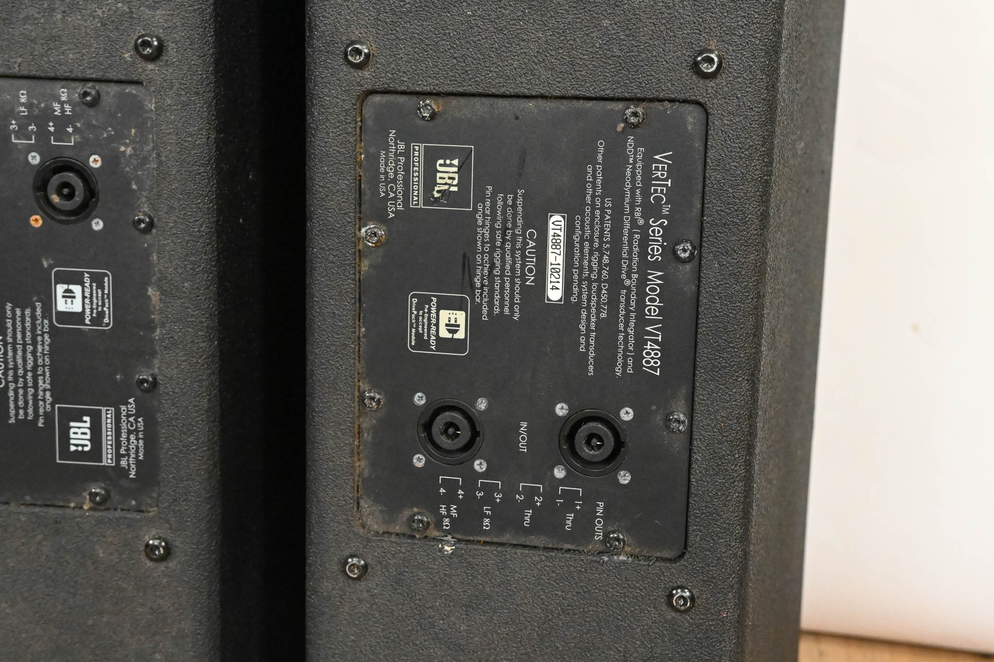 JBL VT4887 Compact Bi-Amplified 3-Way Line Array Element (PAIR)