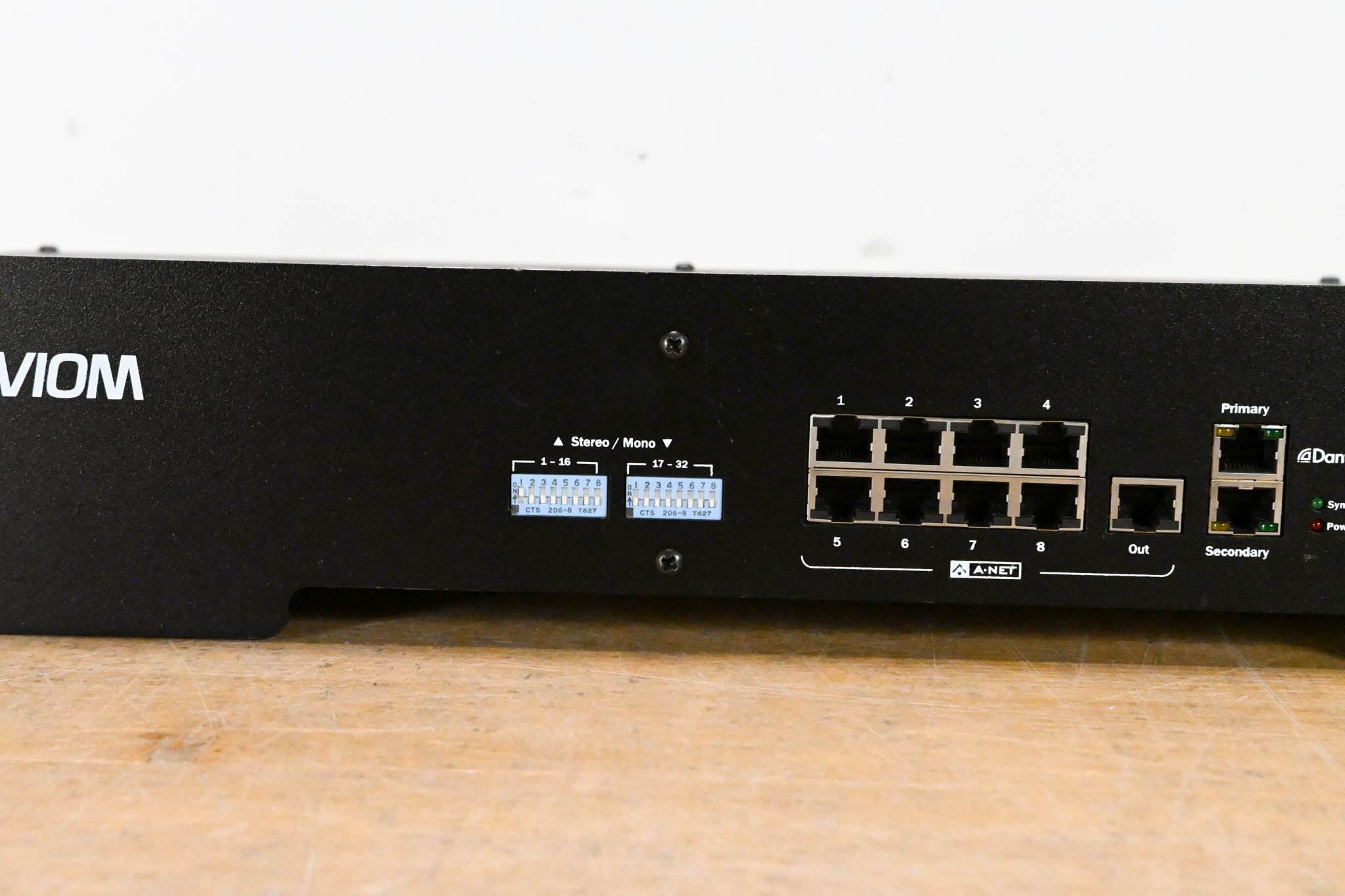 Aviom D400-Dante A-Net Distributor with Dante Connectivity