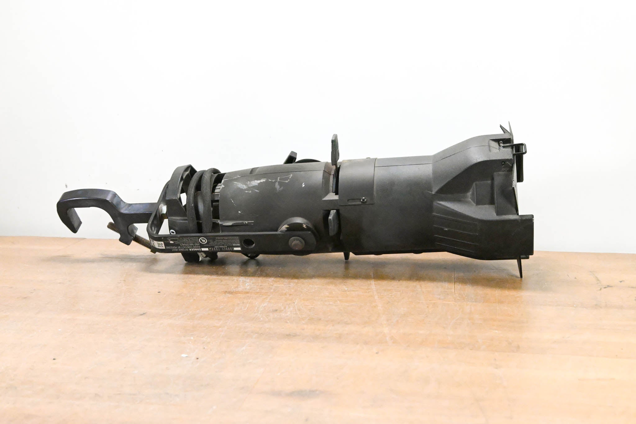 ETC Source Four Jr 25-50 Degree Zoom 750 Ellipsoidal Light