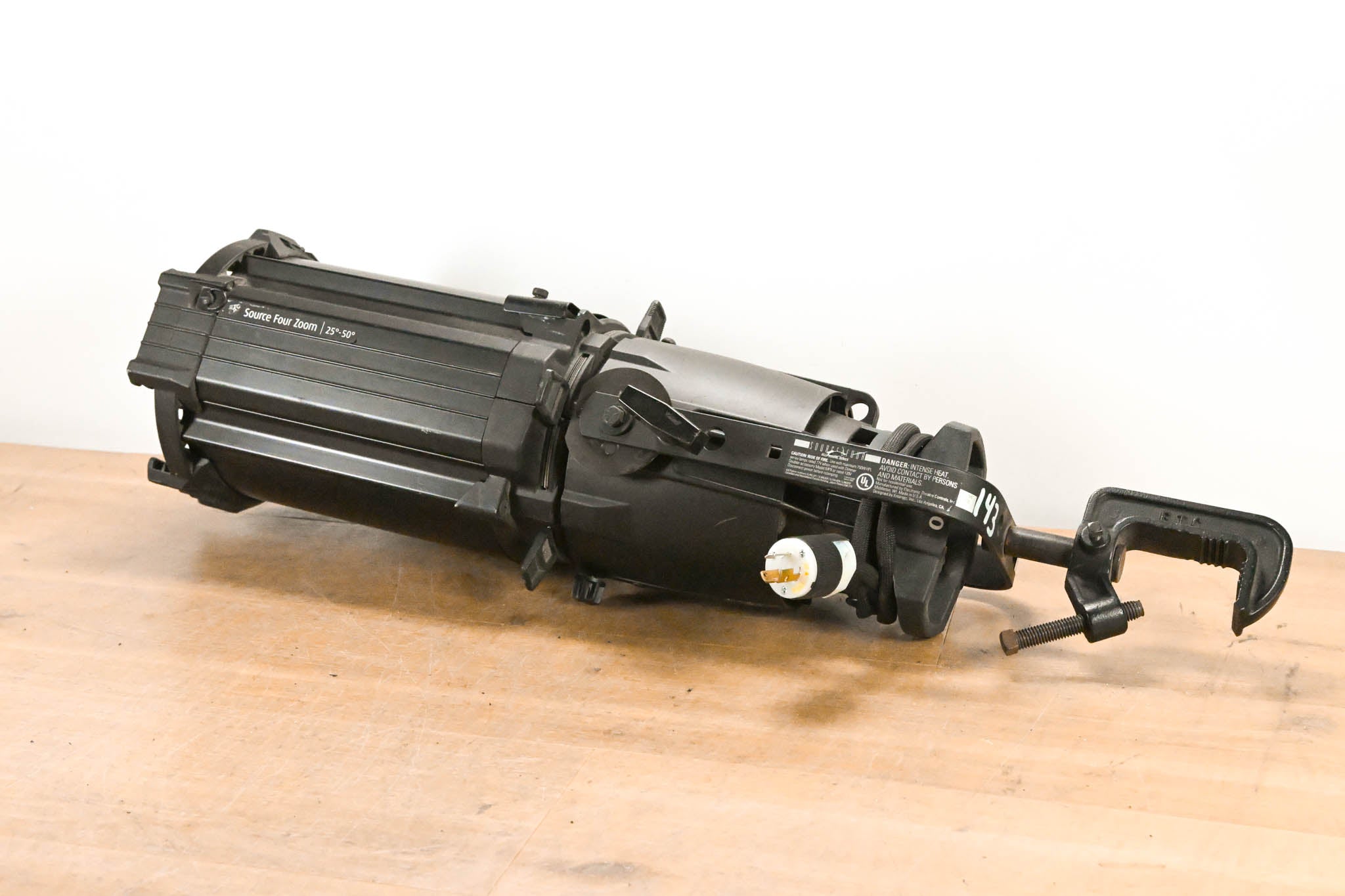 ETC Source Four Zoom 25-50 Degree 750 Ellipsoidal Light